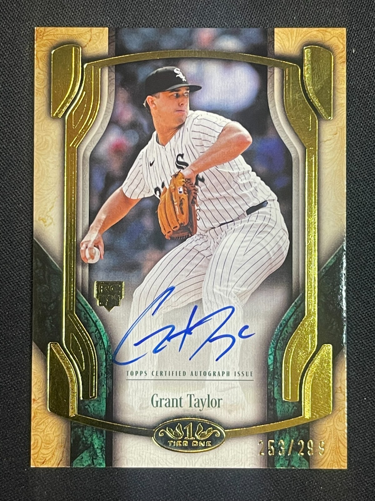 GRANT TAYLOR /299 ROOKIE ON CARD AUTO AUTOGRAPH 2026 TOPPS TIER ONE 1 WHITE SOX