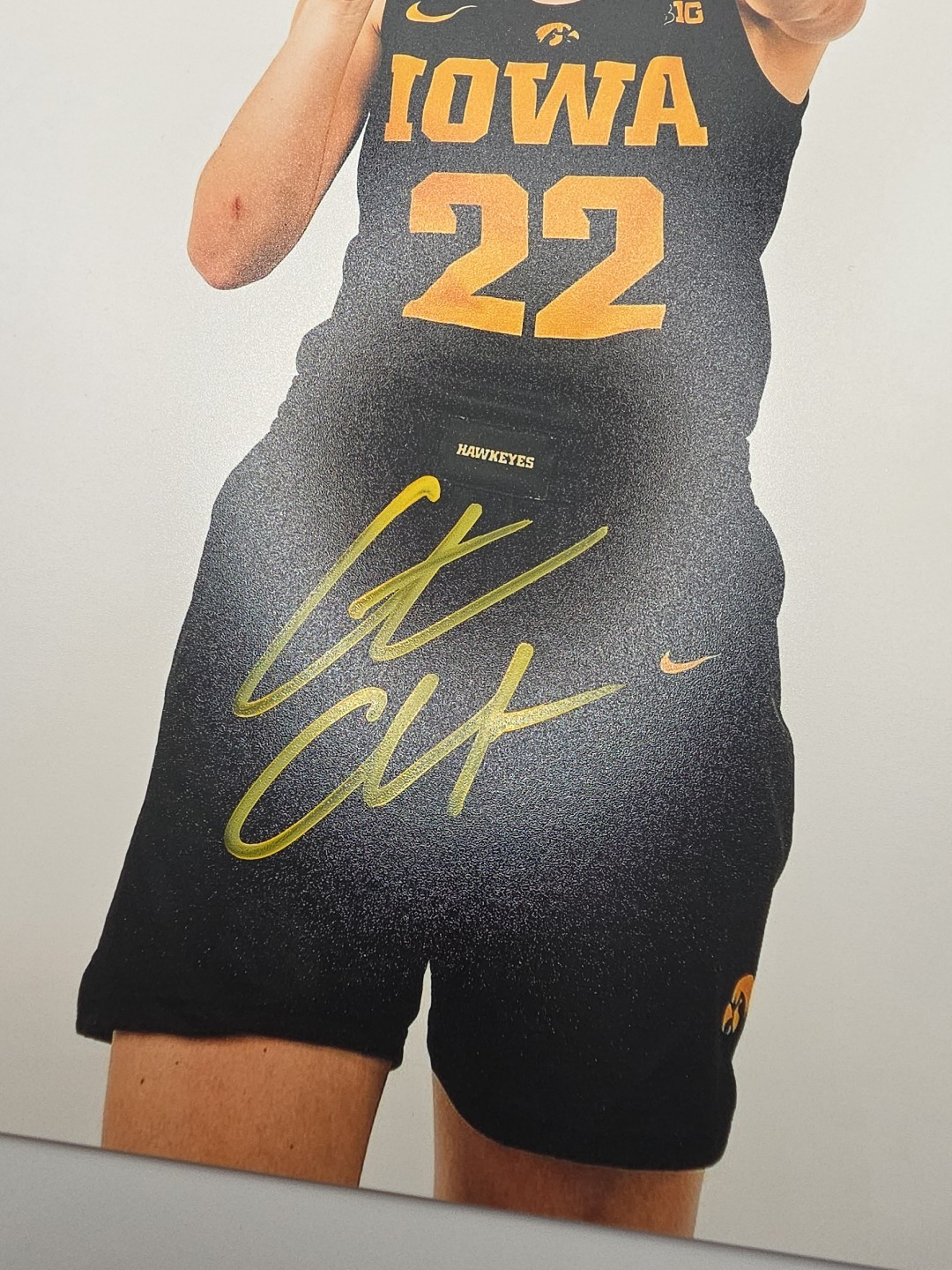 Caitlin Clark Iowa Hawkeyes #22 Signed Photo Authentication Pros Certified BENT