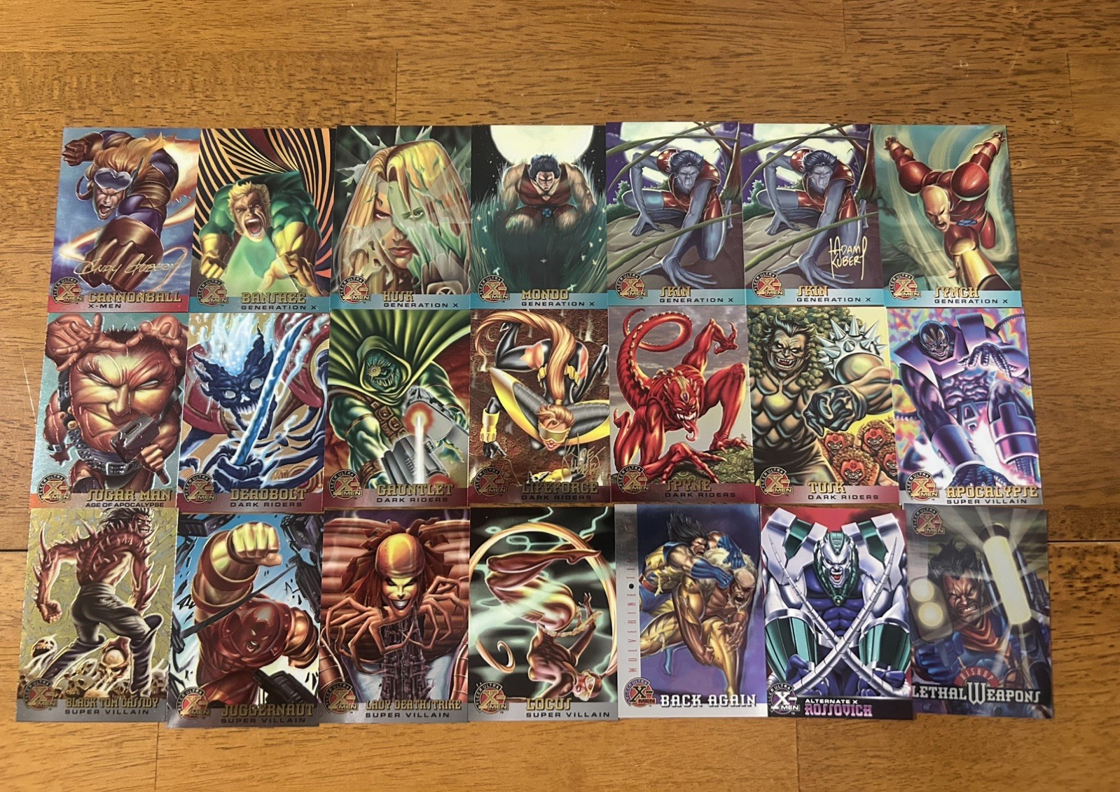 Lot of twenty-one 1995 Fleer Ultra X-Men Chromium trading cards, 3 w/ gold sig.