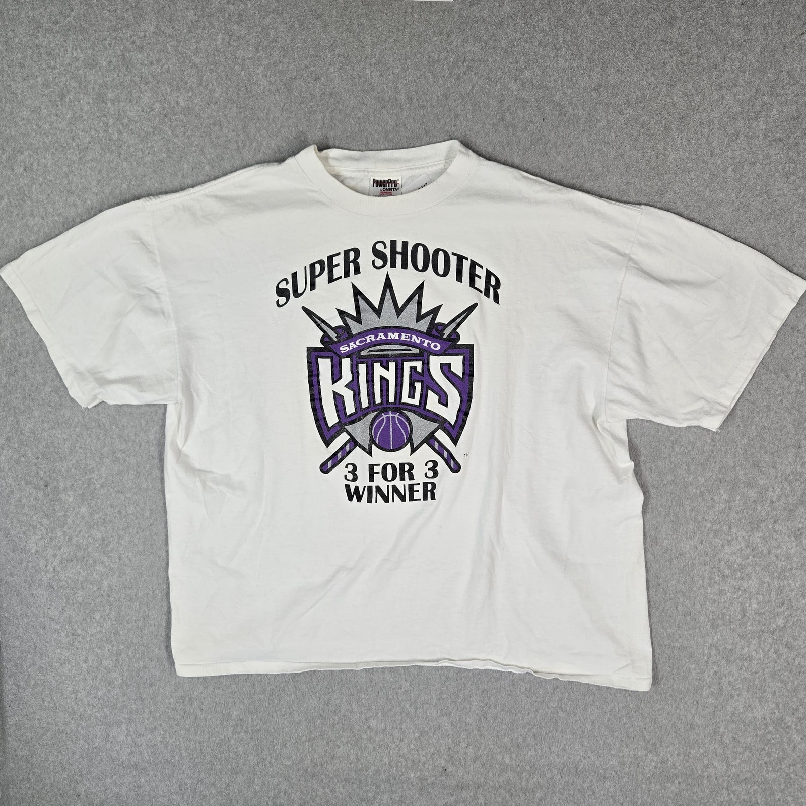 VINTAGE Sacramento Kings Men Shirt XXL White Super Shooter 3 for 3 Winner SGA
