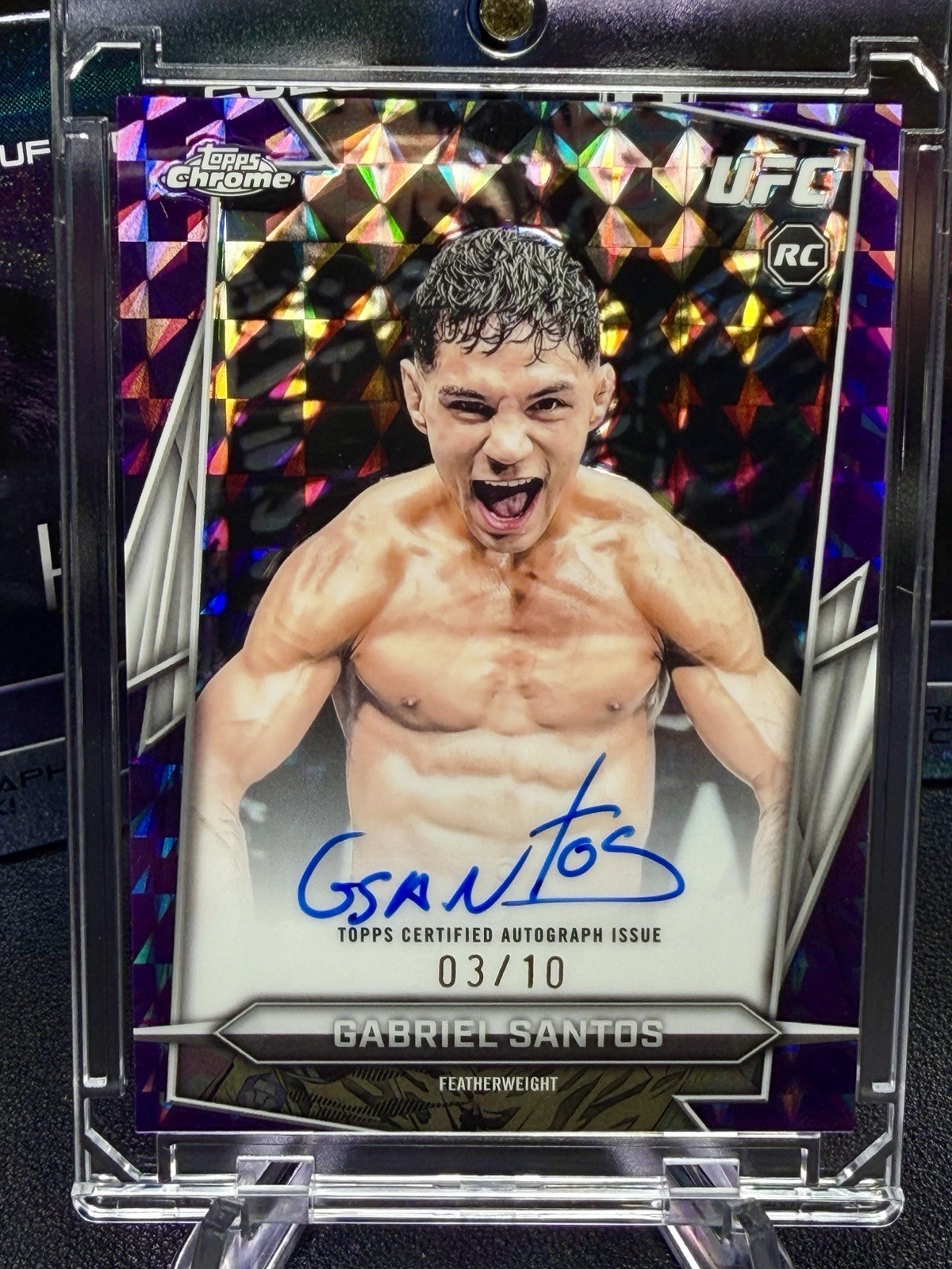Topps 2026 Chrome UFC Gabriel Santos Base Auto Rookie BAV-GS Purple /10