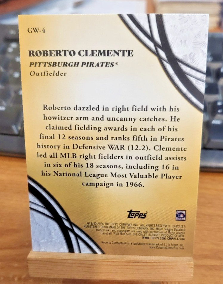 2026 Topps Glove Work Roberto Clemente GW-4 Pittsburgh Pirates Insert