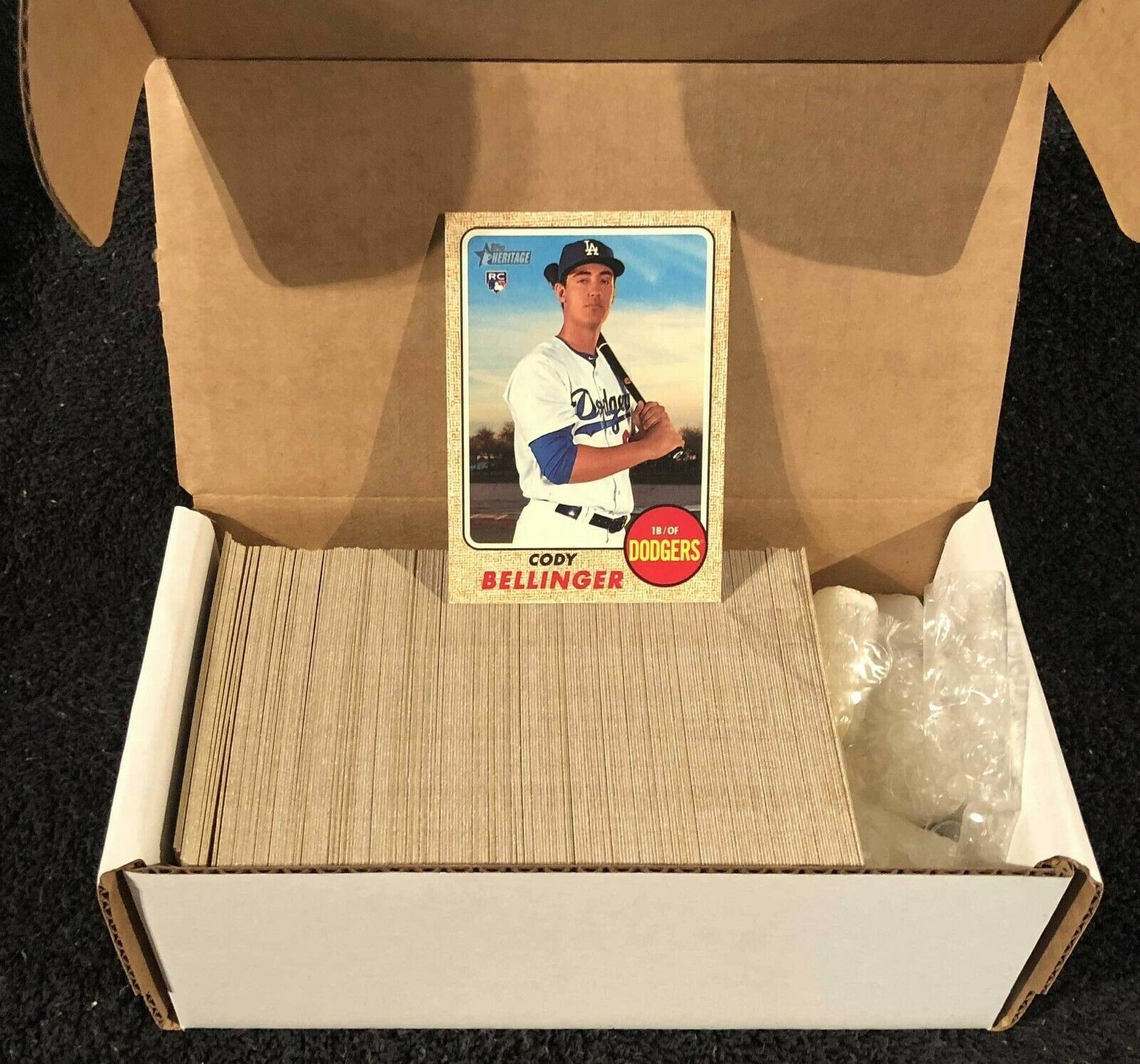 2017 Topps Heritage High Number Baseball Complete Set #501-700 Cody Bellinger RC