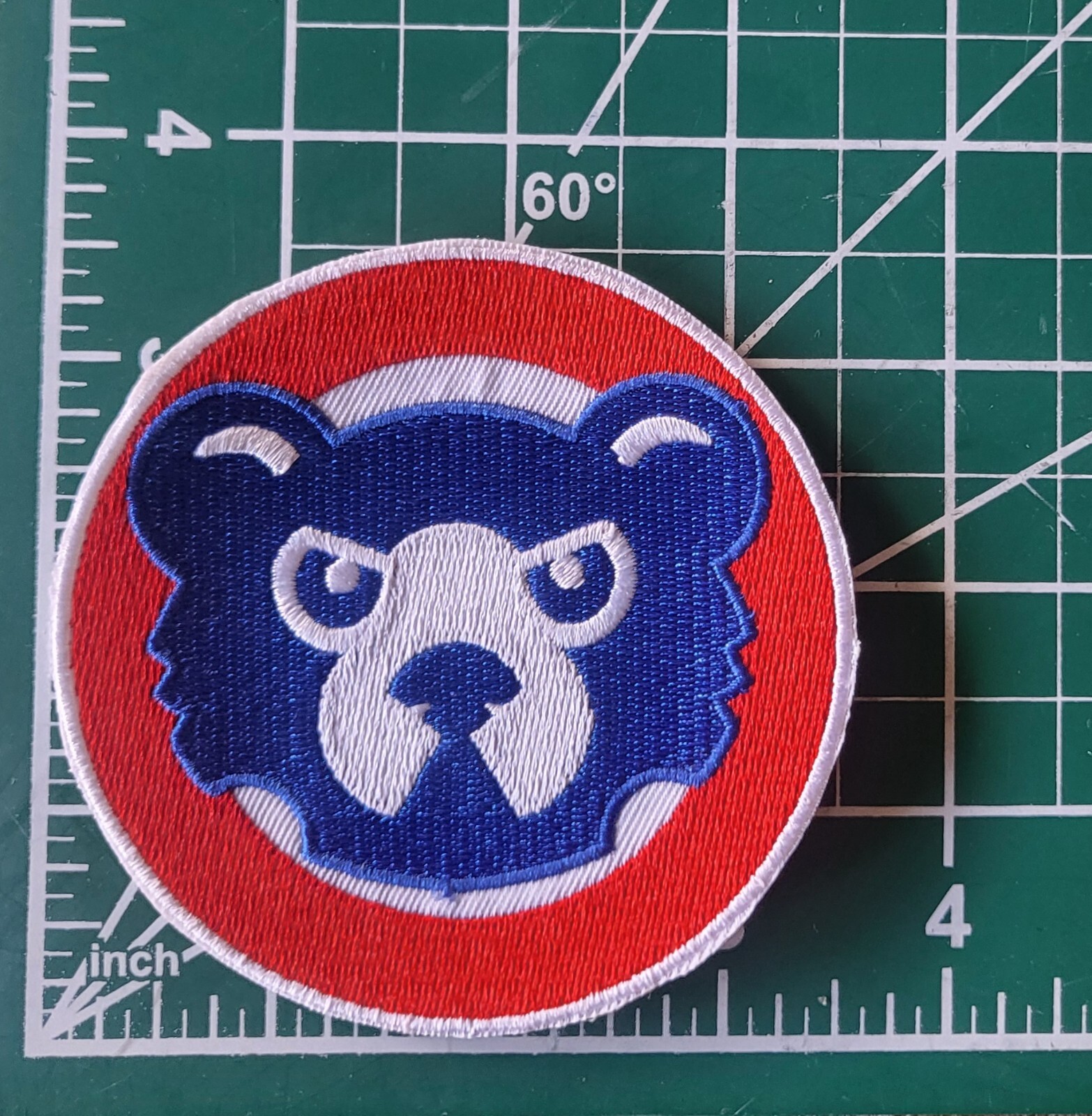 Chicago Cubs 3.5″ Iron /Sew On Embroidered Patch ~ Free Tracking!