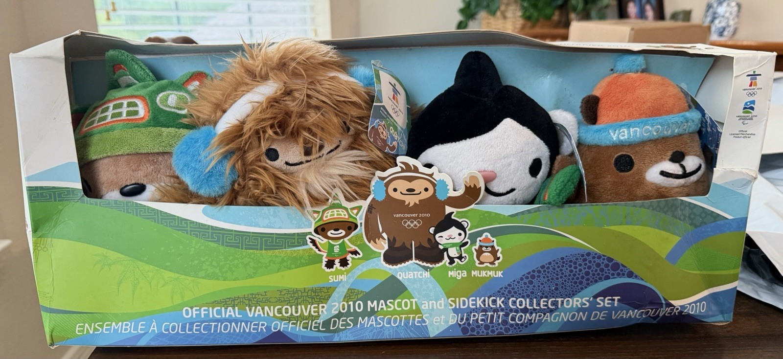 Vancouver 2010 Winter Olympics Mascot Plush Set Sumi Quatchi Miga Mukmuk