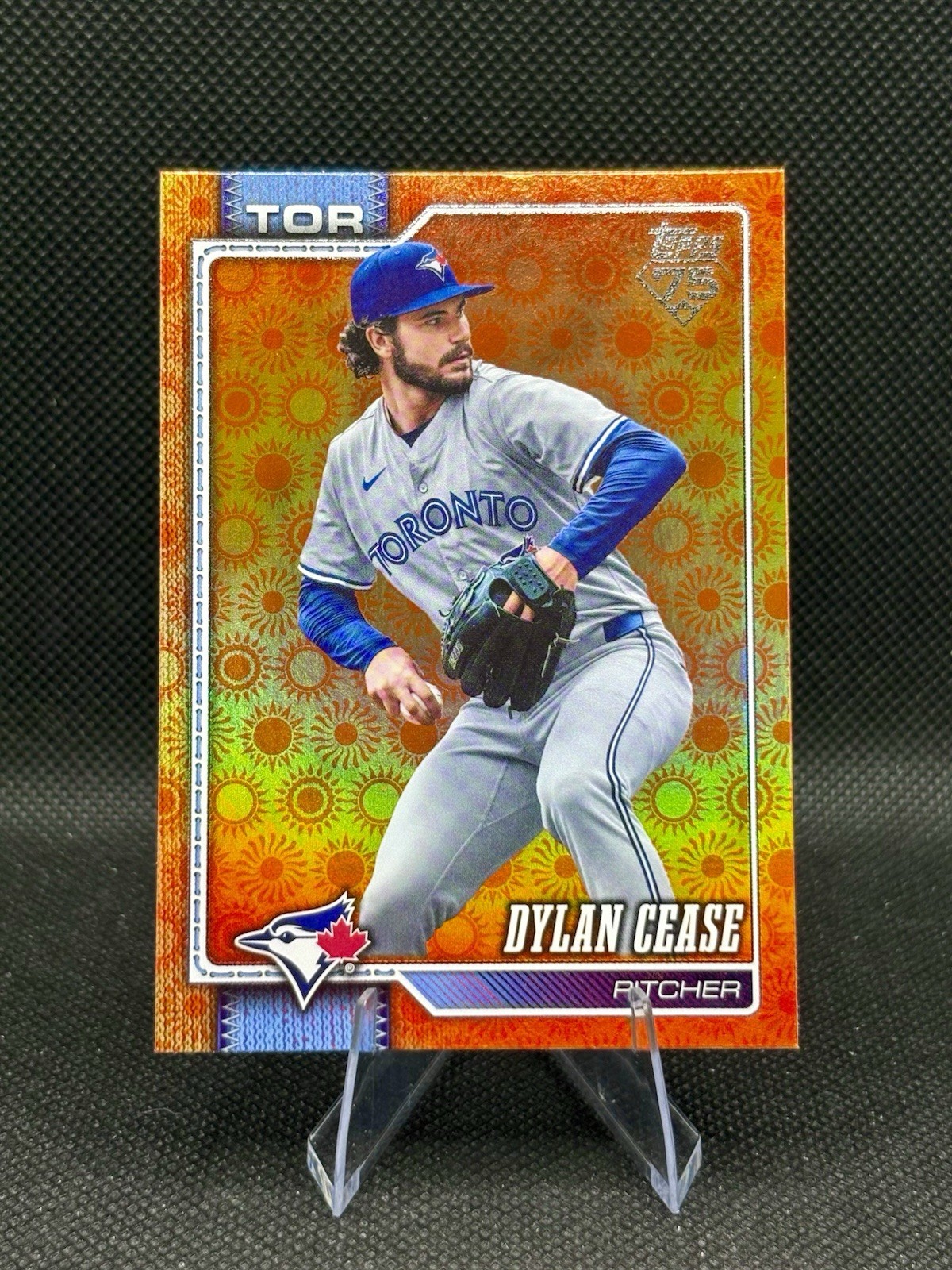 Dylan Cease Sun Holofoil 2026 Topps Series 2 #547 Toronto Blue Jays