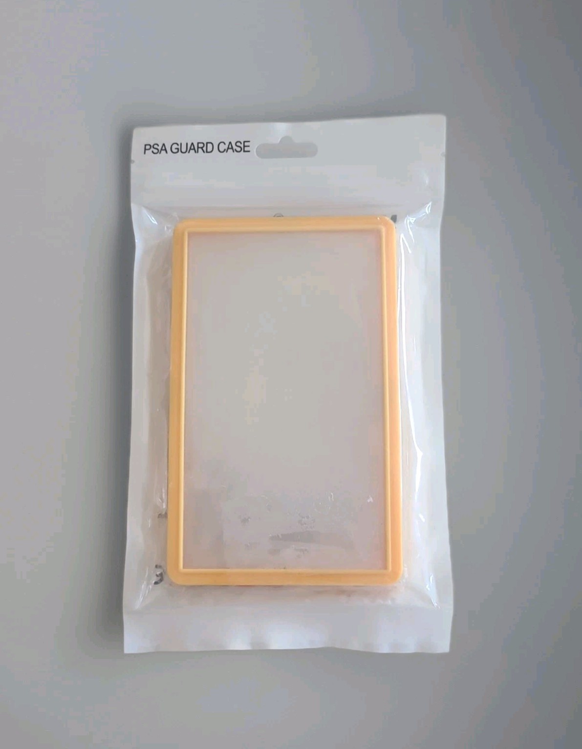 Collector Graded Card Guard Case for PSA. Magnetic 1 Black, 1 Yellow. Lot of 2