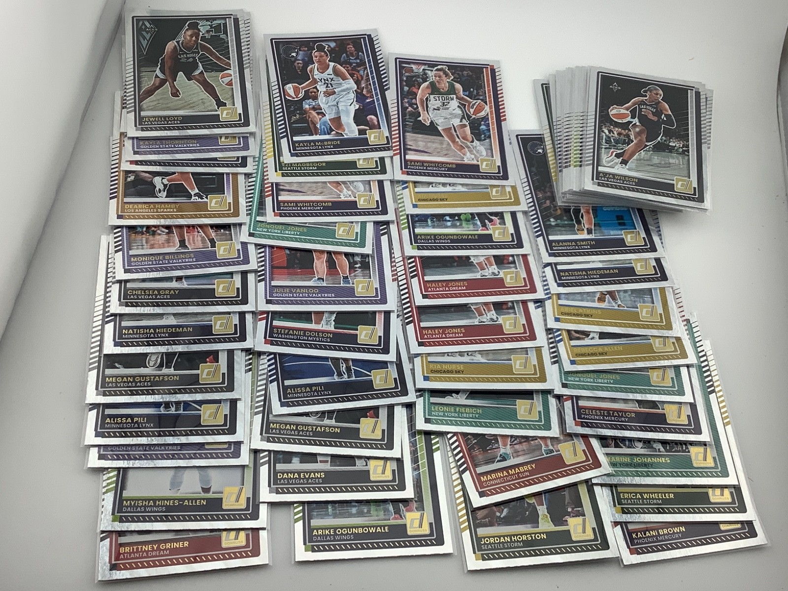 2025 Panini WNBA 59 card lot mixed players all lava foil as pic