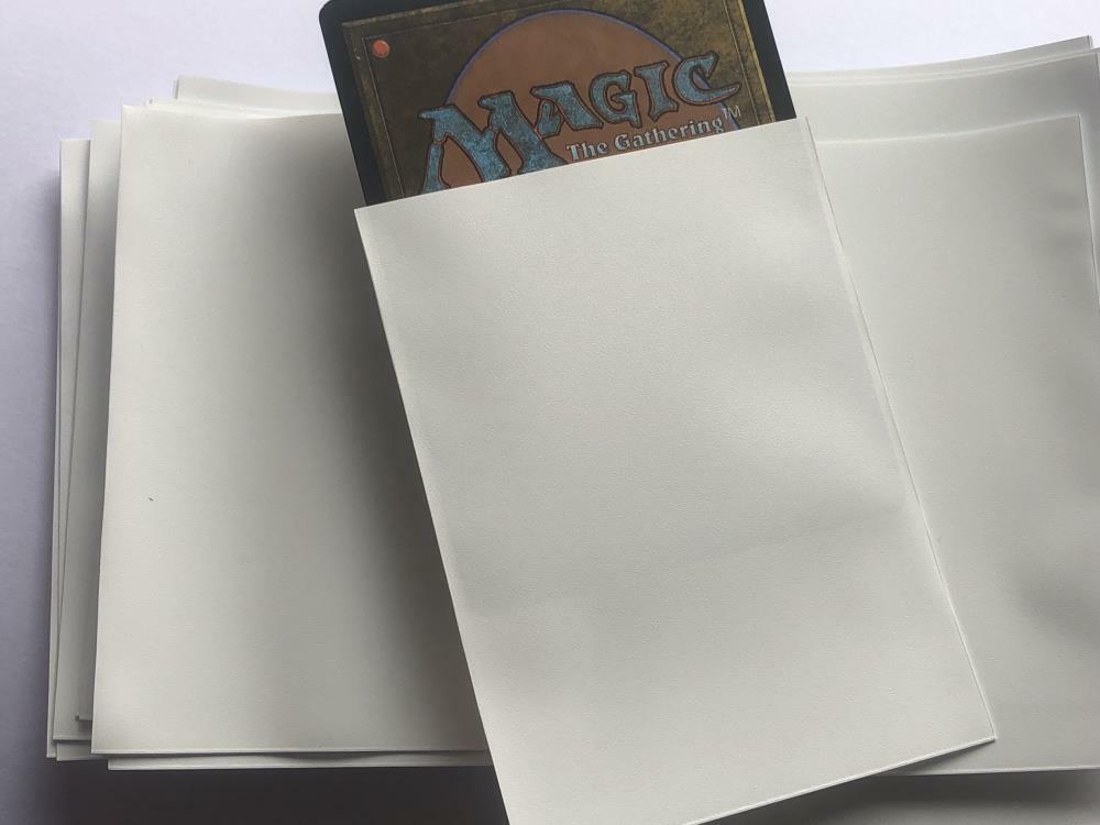 Lenayuyu 300pcs whiteW Protector Standard MTG Card Sleeves 66x91mm Glossy