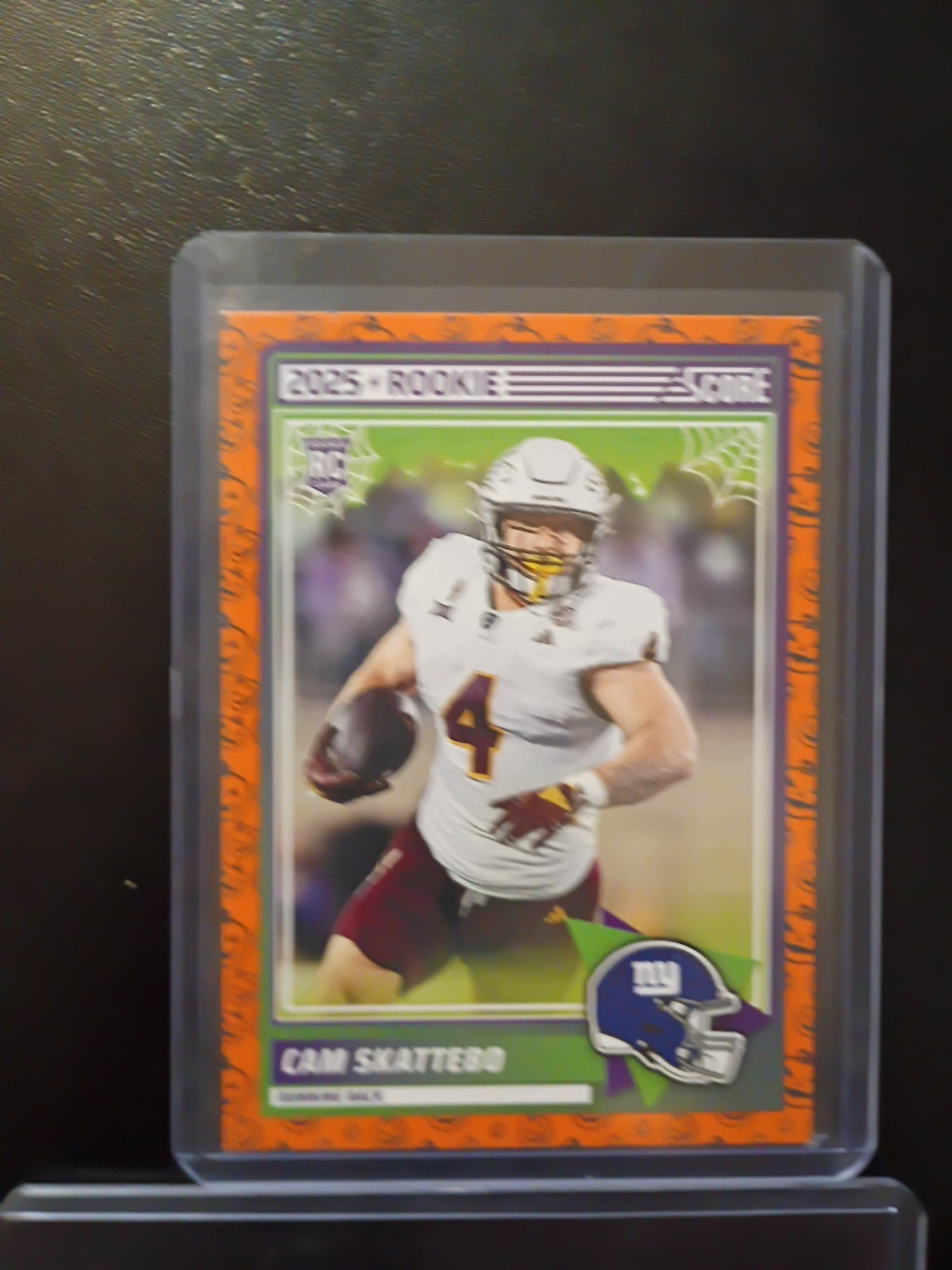2025 Score – Rookies Cameron Skattebo #1 Pumpkin (RC)