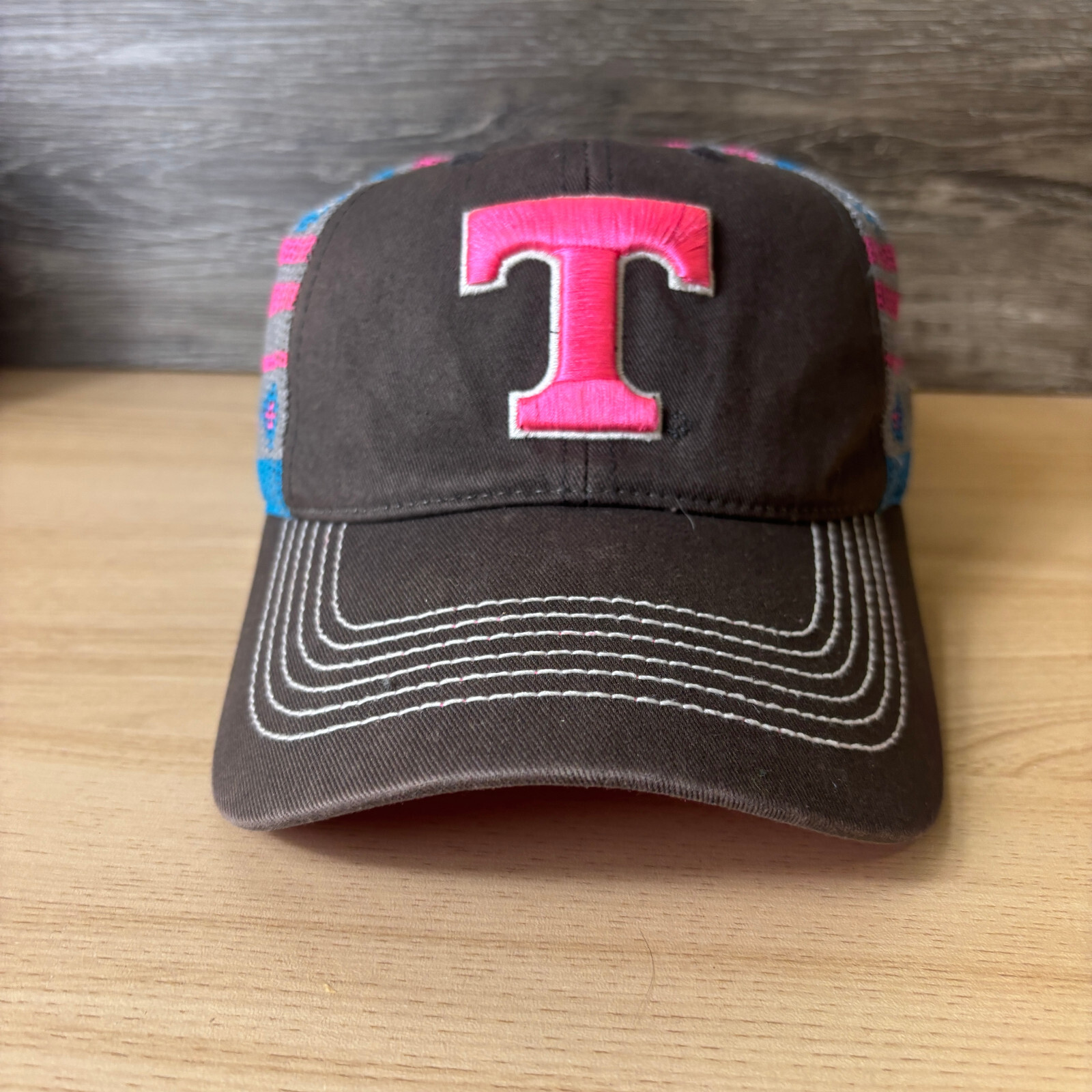 Tennessee Volunteers Hat Cap Snap Back Womens Gray Pink Blue Top of the World