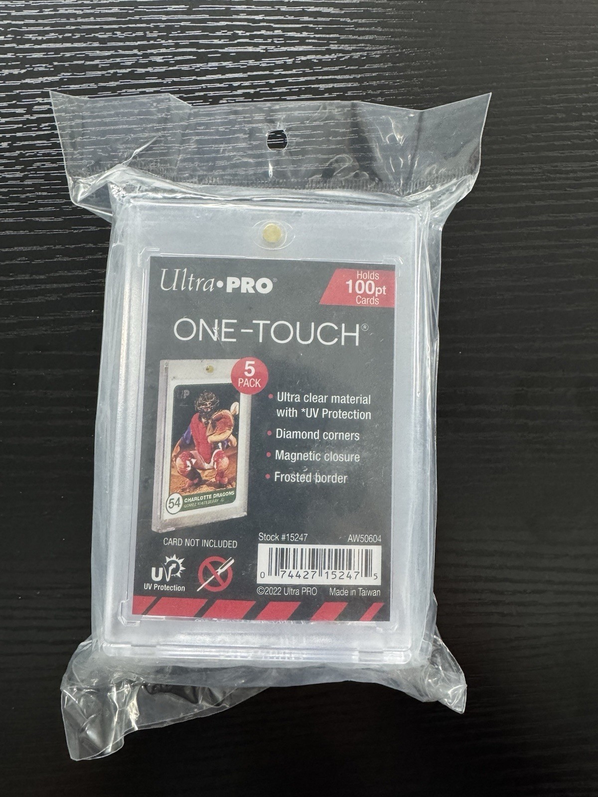 Ultra Pro ONE TOUCH MAGNETIC 100pt UV Card Holder Sports Display Case Trading