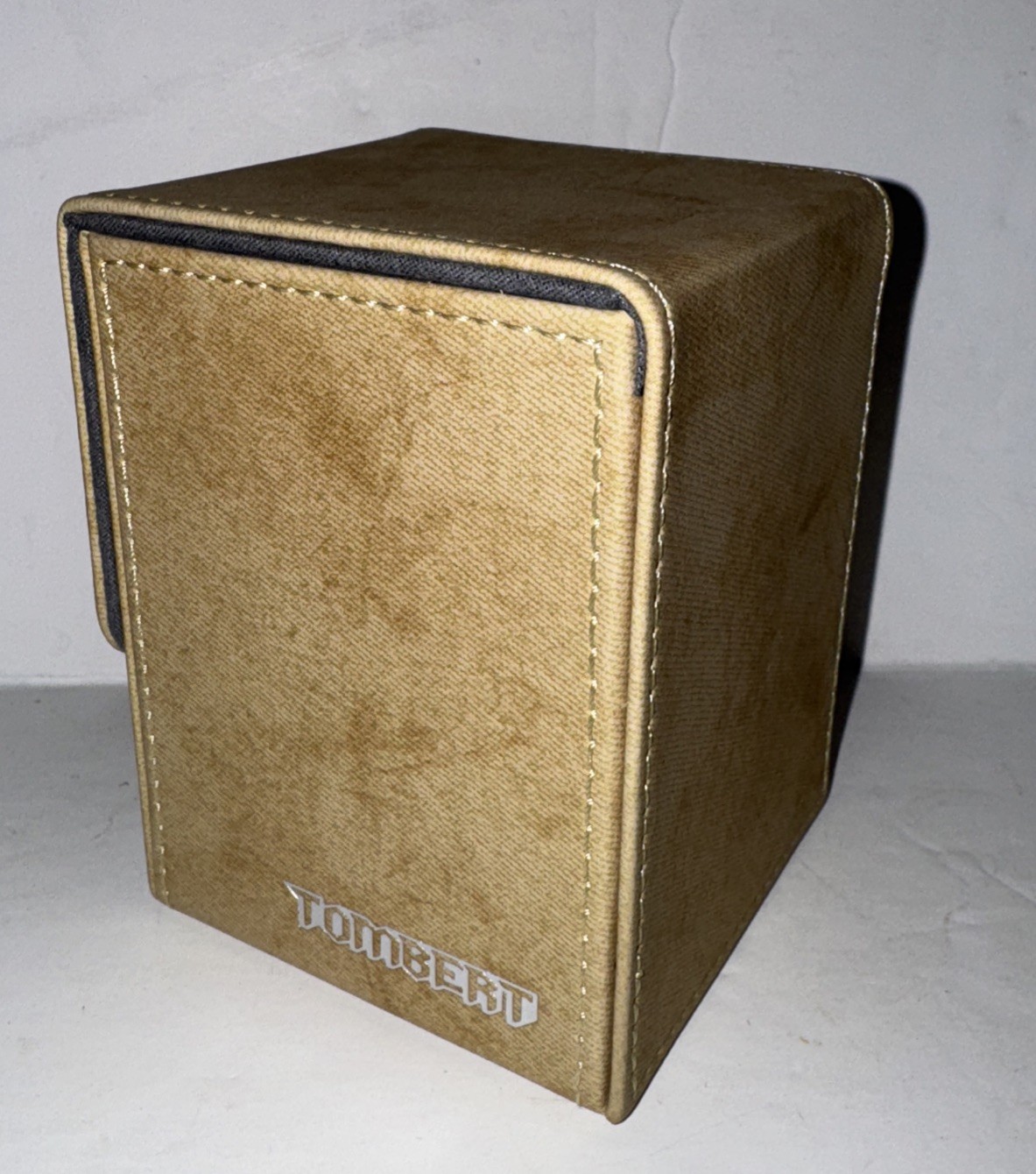 150+ Premium Deck Box for MTG PTCG Large Capacity with 2 Dividers Fits 150+ Gold