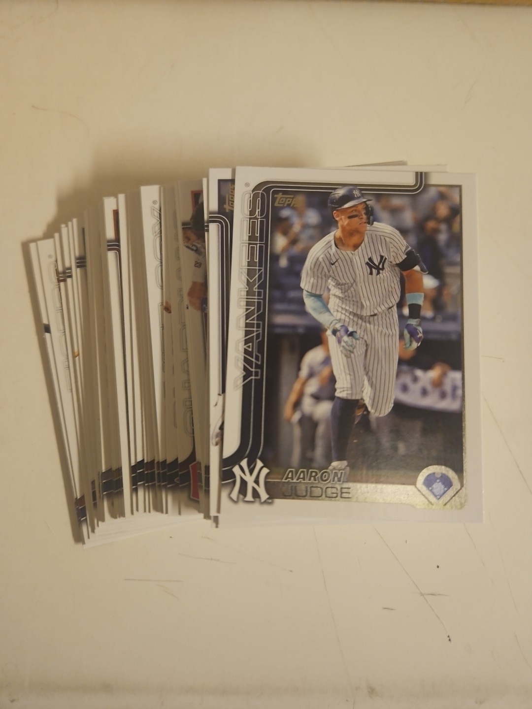 2025 Topps Series 1 Baseball: Base Singles #1-175 Complete your set. You Pick
