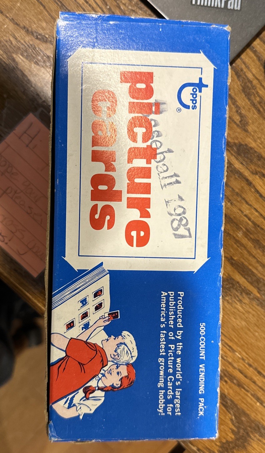 1987 Topps Baseball Vending Box 500 Cards, Never opened, Untouched