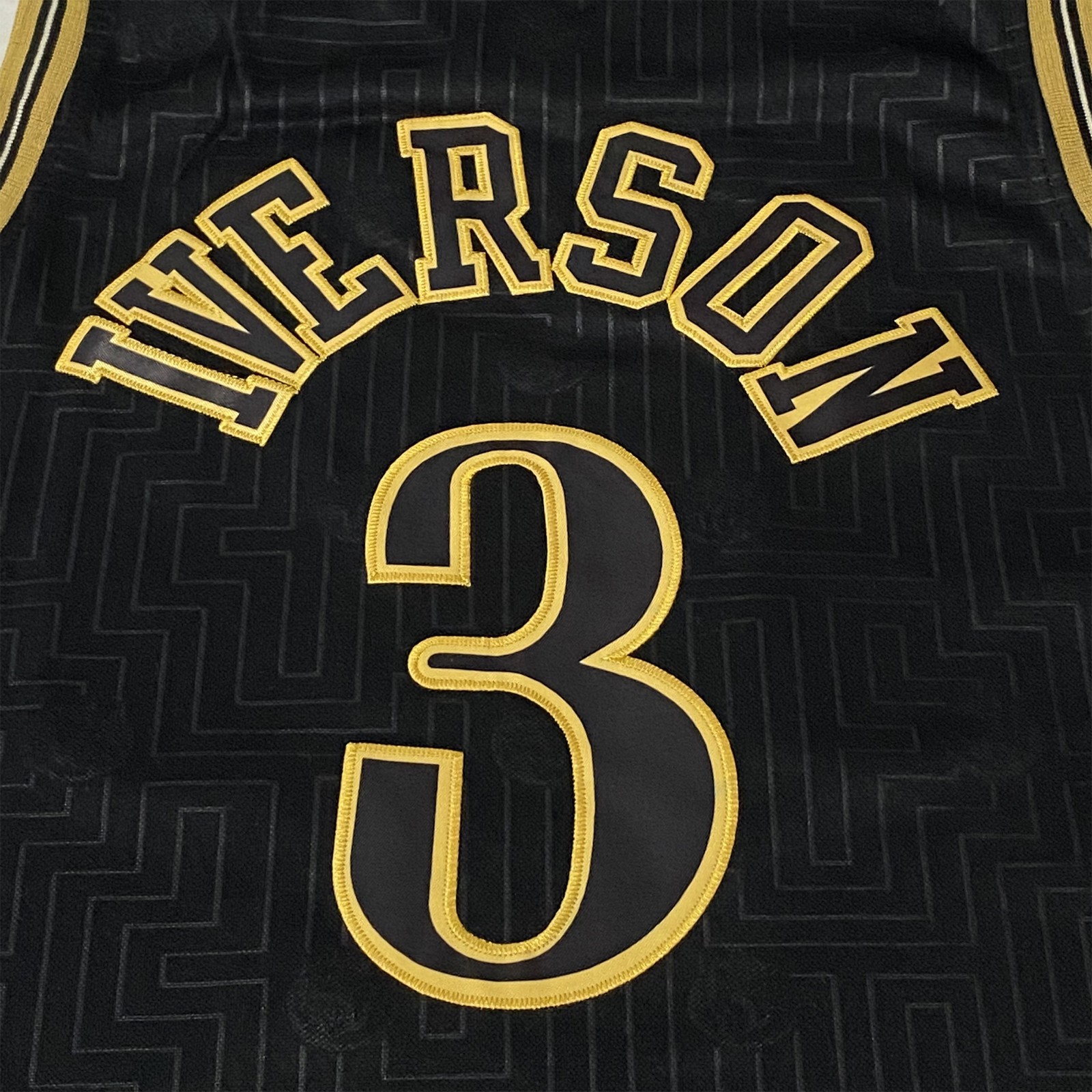 Allen Iverson #3 Jersey. Sewn version. 00-01 season. Black fan jersey. S-2XL