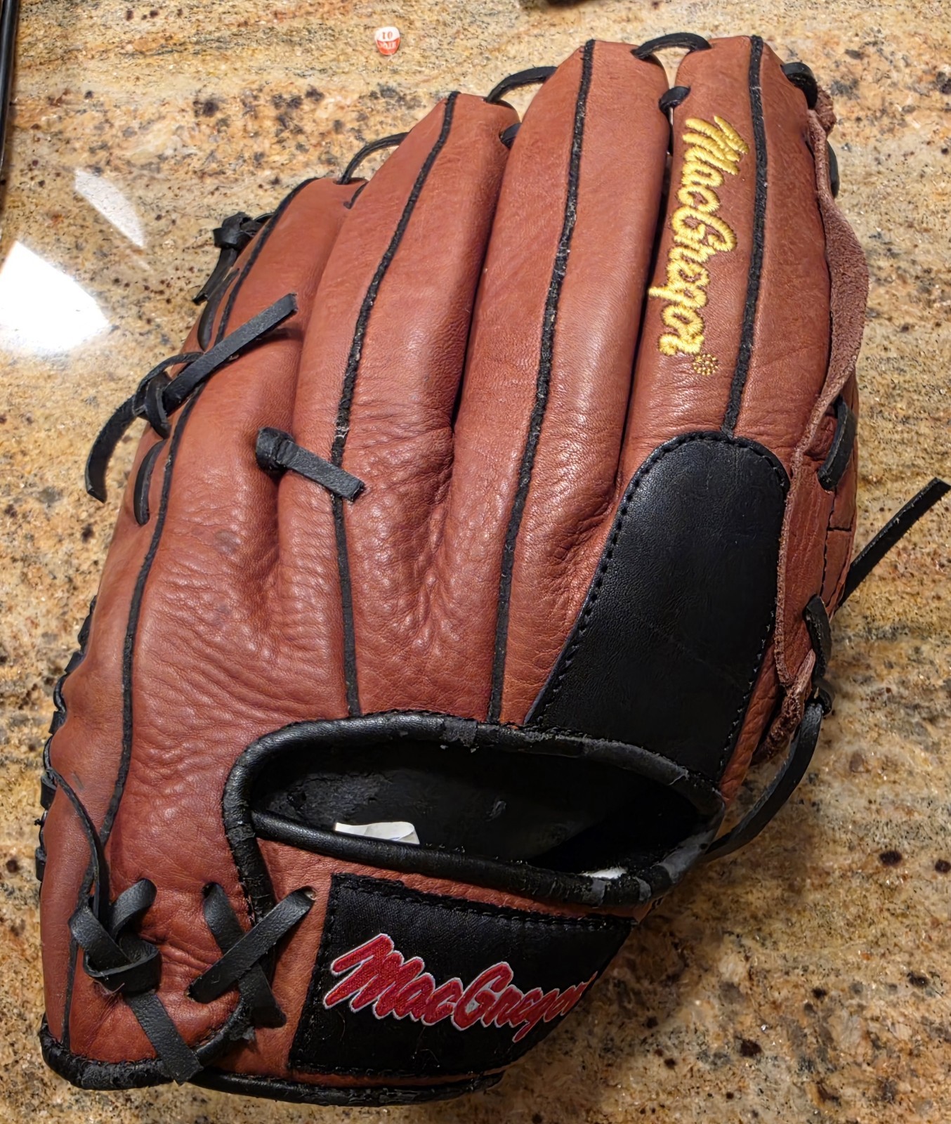 MacGregor Baseball Glove Leather RHT 12″ 95025 M-1100 Right Hand Throw