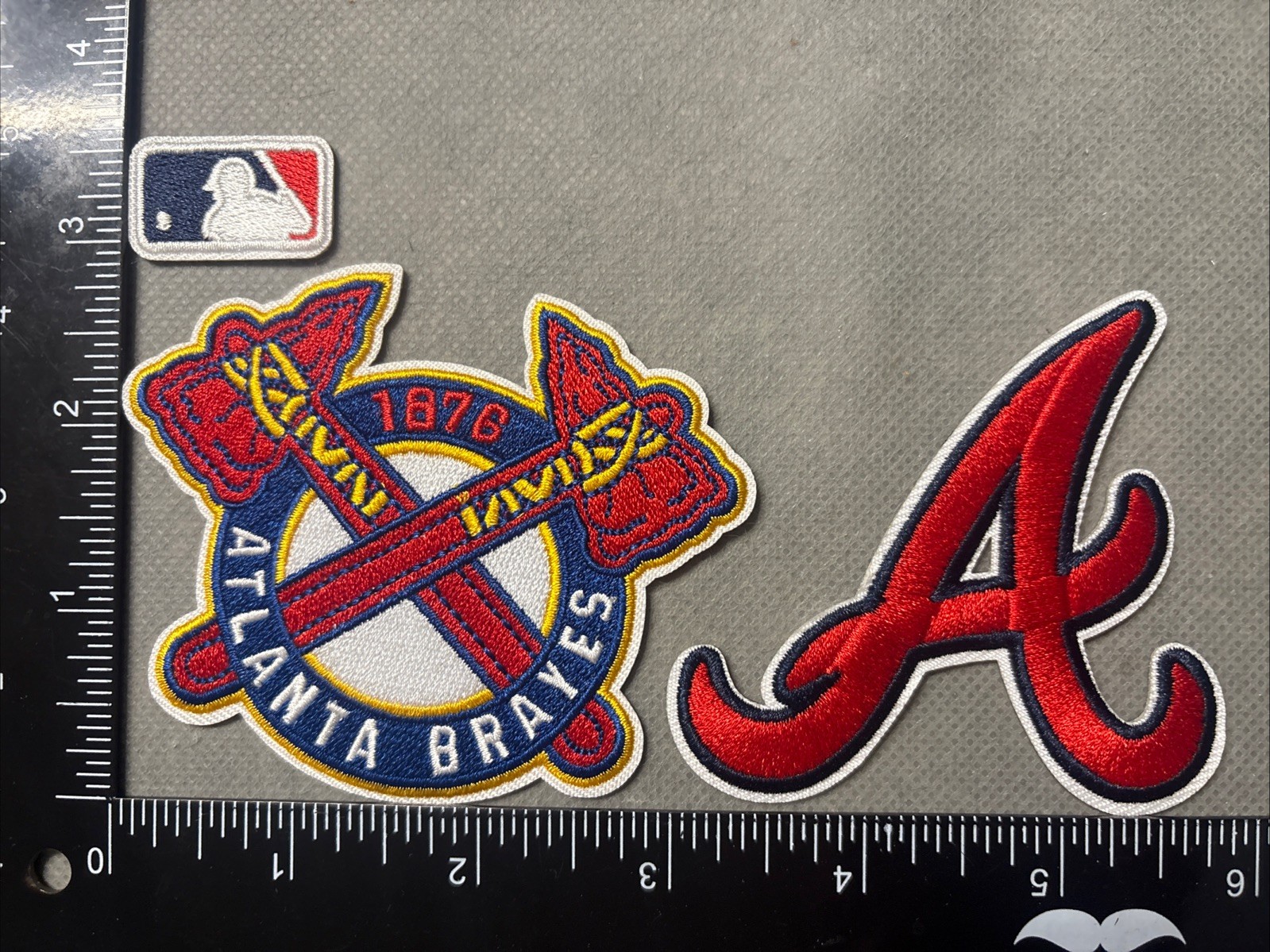 ATLANTA BRAVES LOT SET OF 3 MLB BASEBALL IRON ON PATCHES