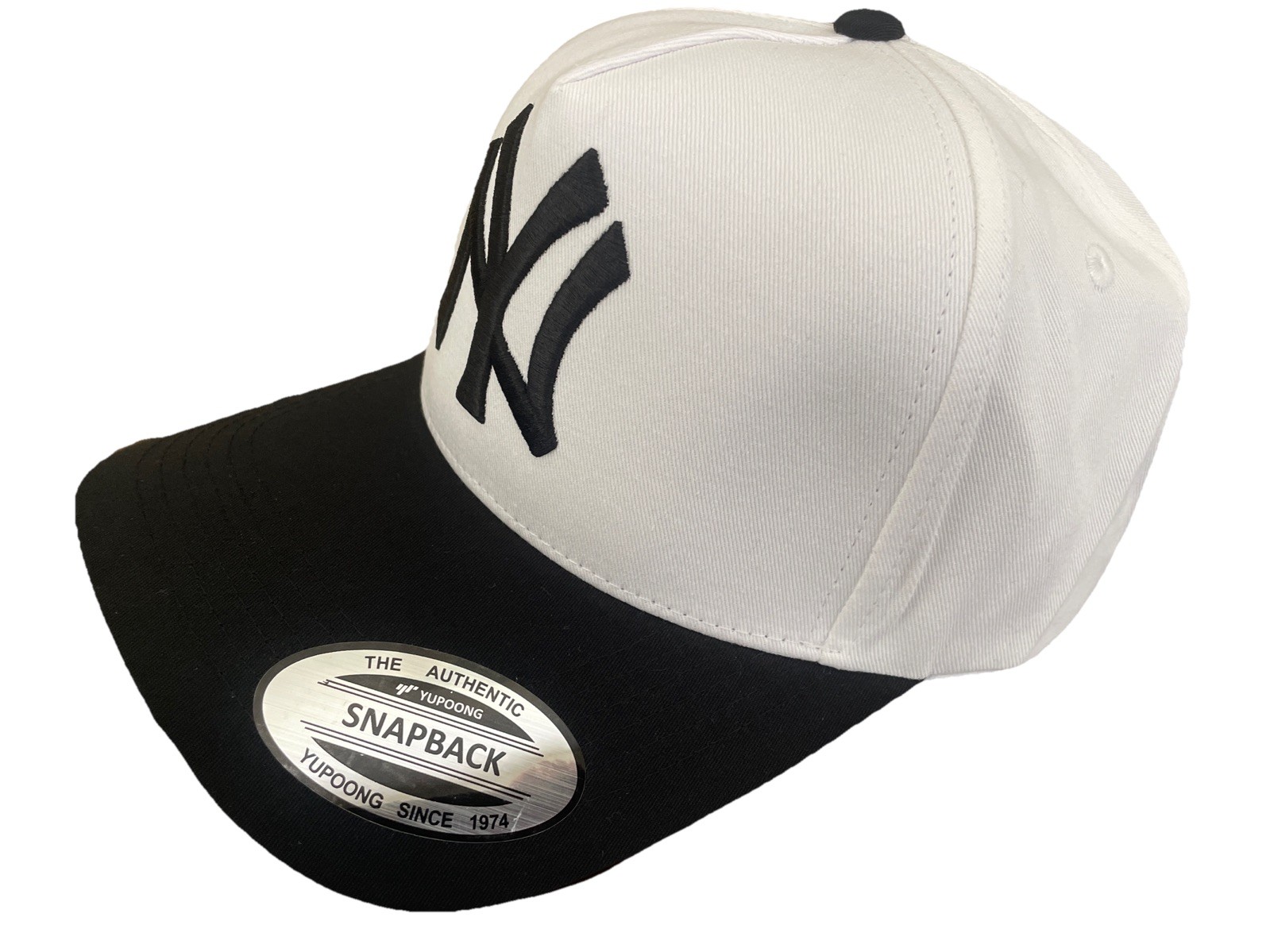 New York Yankees SnapBack hat, Embroidered NY Adjustable, Special Edition Black