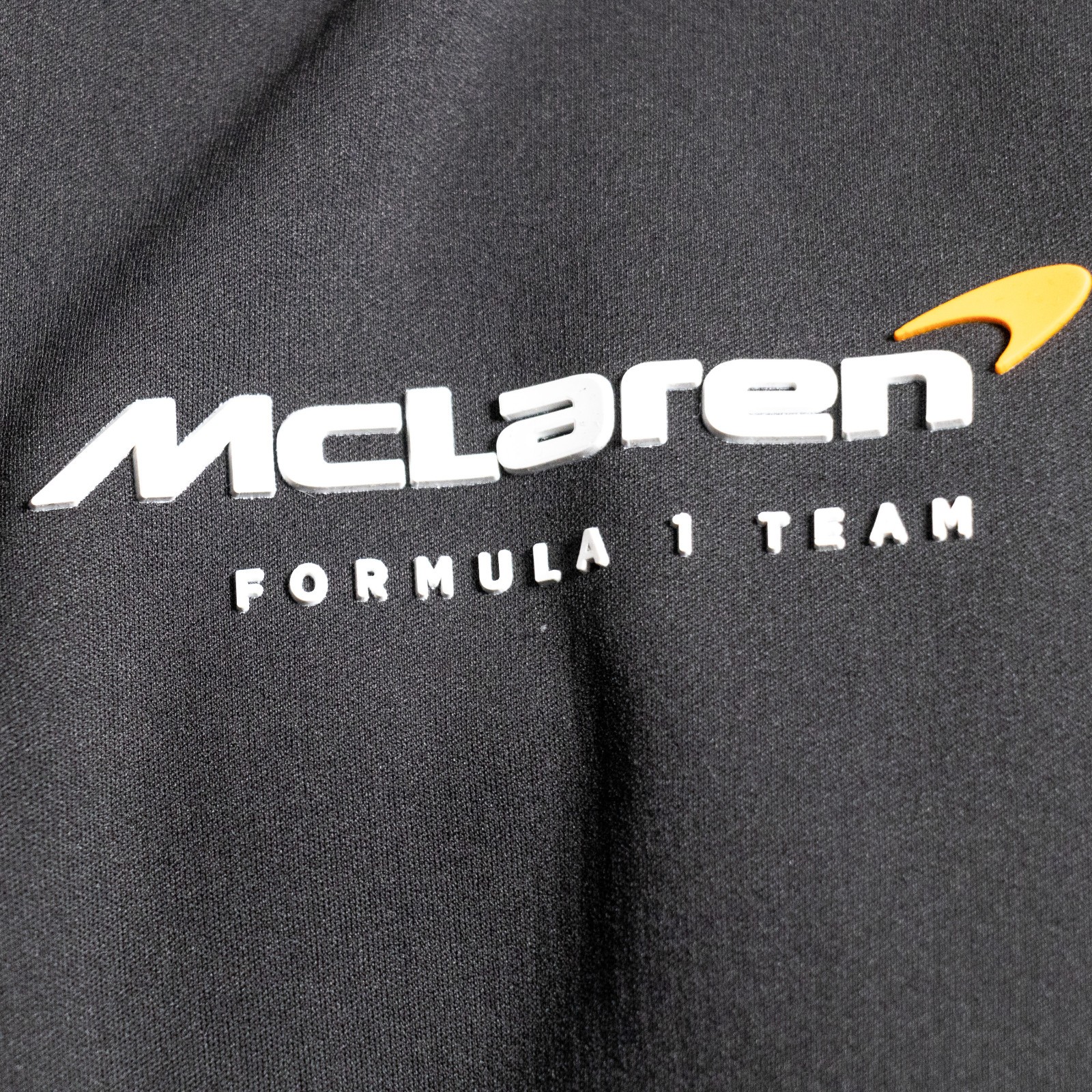 McLaren Formula One Team Zip Up Official Sweatshirt F1 Racing Medium Soft Shell