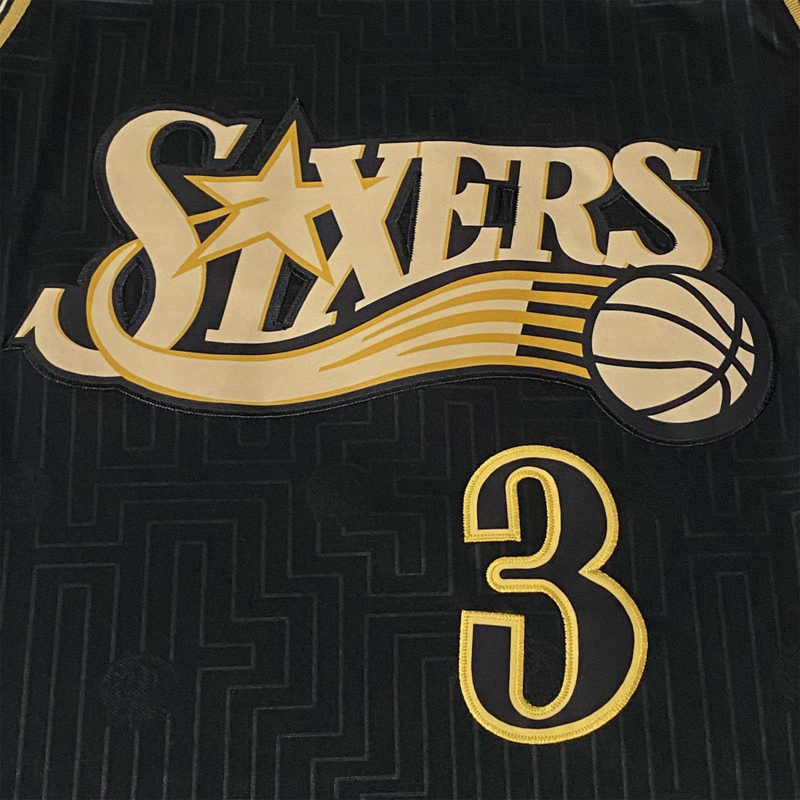 Allen Iverson #3 Jersey. Sewn version. 00-01 season. Black fan jersey. S-2XL
