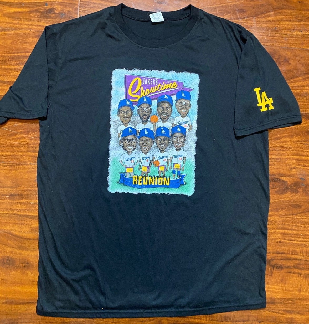 LA Dodgers Official Lakers Showtime Cartoon Characters SGA 8/24 SZ XL-NWOT
