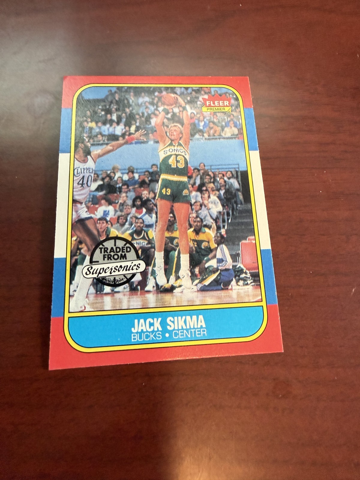 1986-87 Fleer #132 Jack Sikma. EX/MT