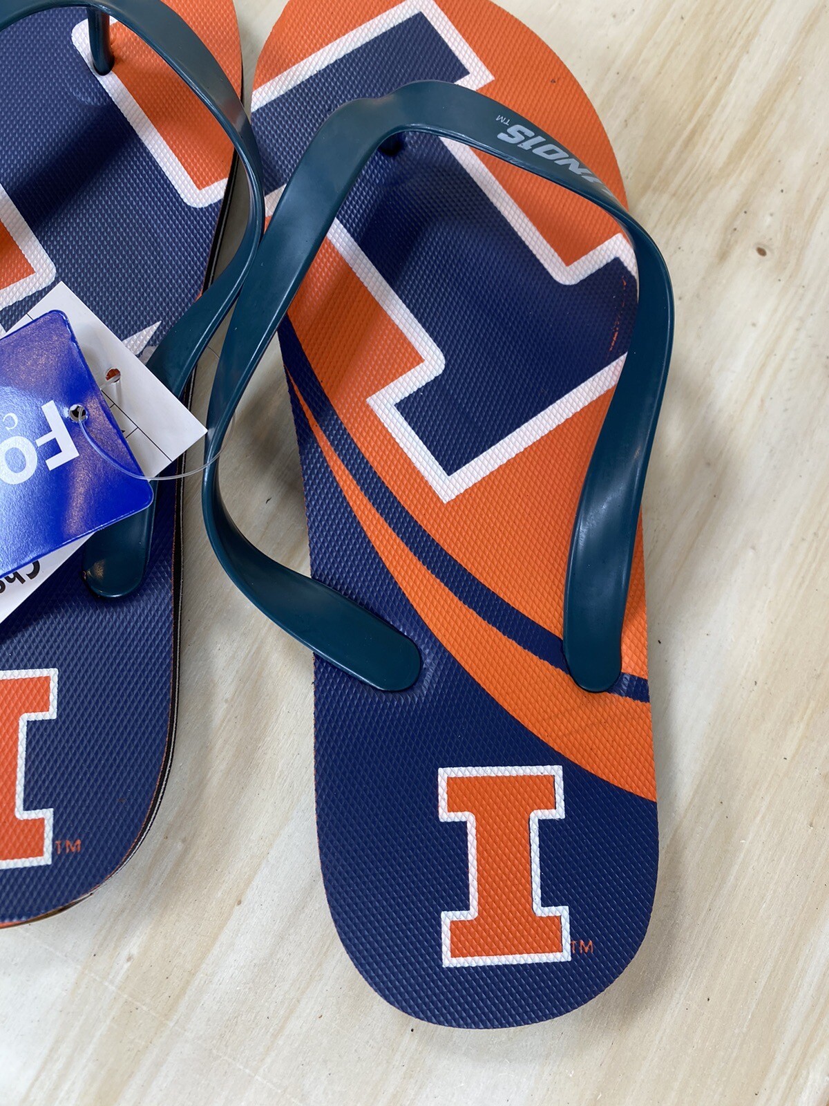 Illinois Fighting Illini NCAA Flip Flops Team Logo NWT Various Sizes Unisex