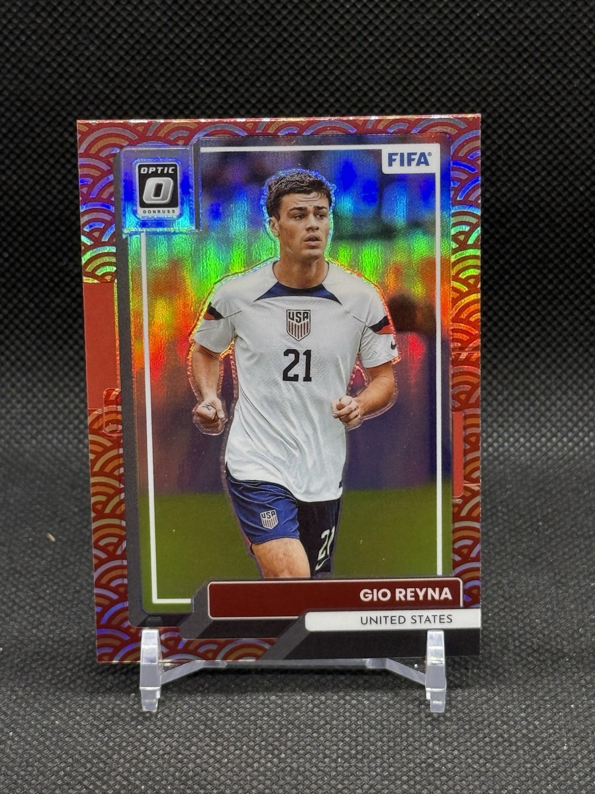 Gio Reyna 2022-23 Panini Donruss Optic Photon Prizm SP #170 USA