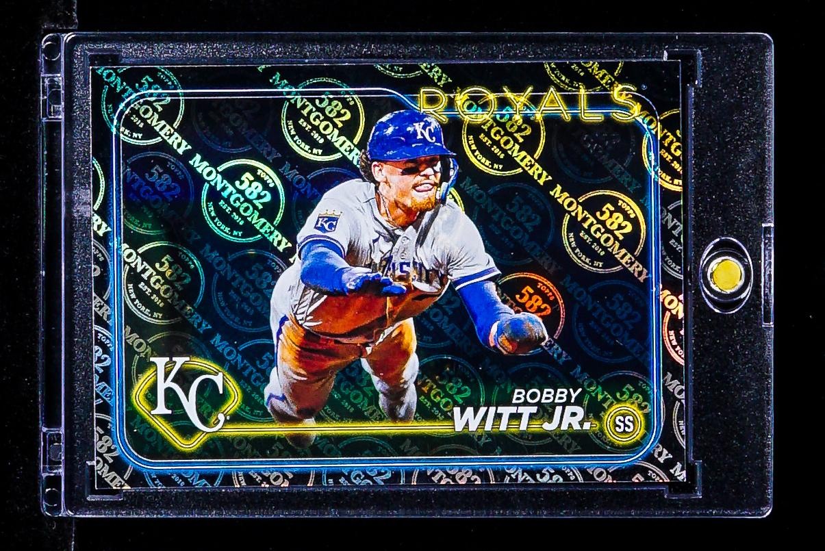 Bobby Witt Jr. RARE MONTGOMERY SILVER FOIL INVESTMENT CARD Kansas City Royals SP