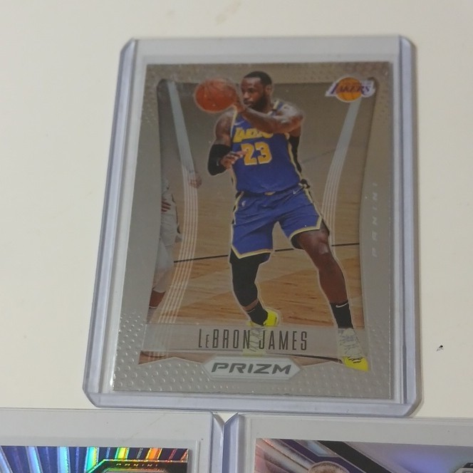 Panini LeBron James Lakers 2023-24 3-Card Lot Prizm Dominance/Fractal #1 #3