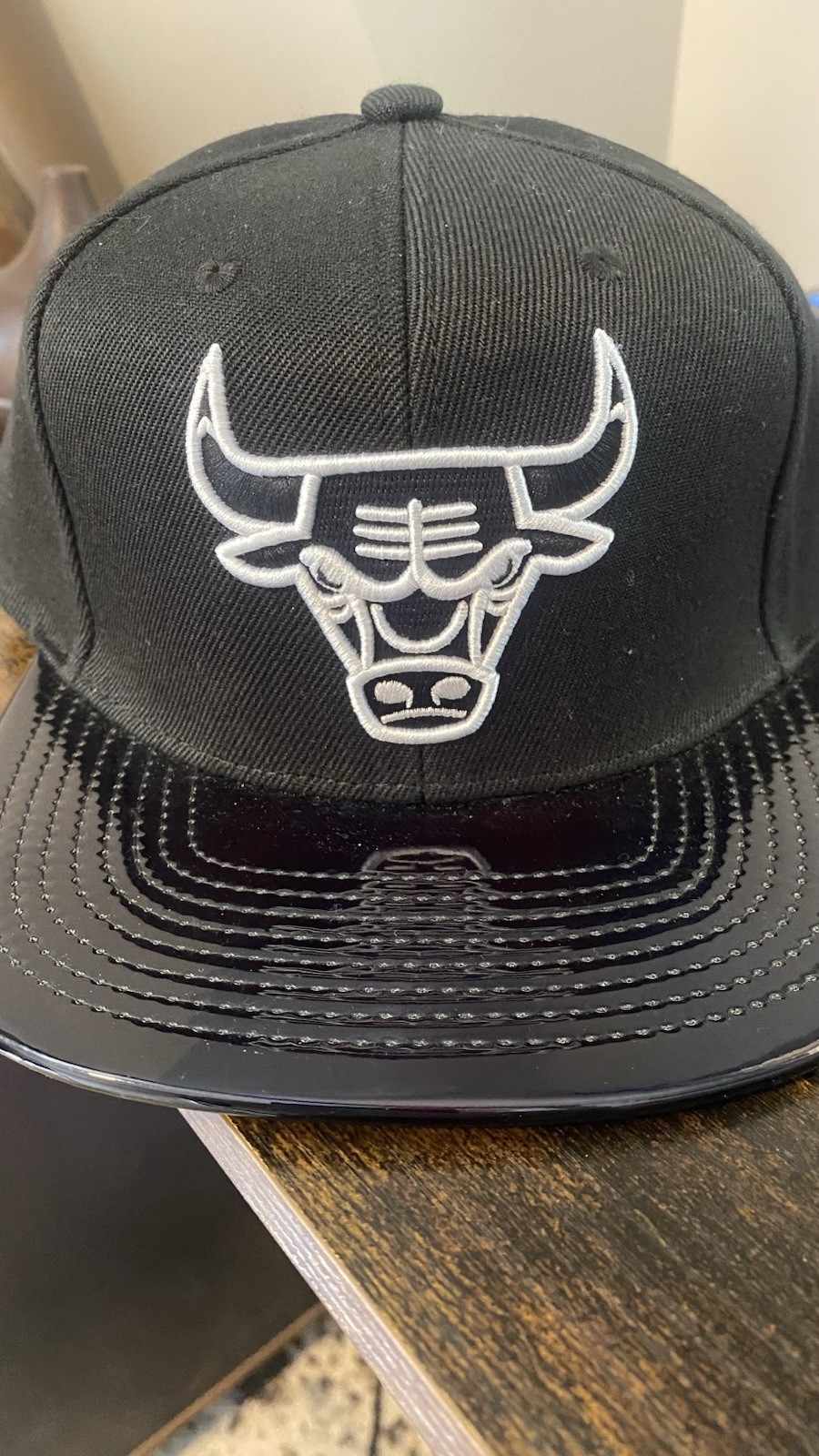 Mitchell & Ness O.G. Snapback Chicago Bulls Ball Cap Blk/Wht Hard Bill