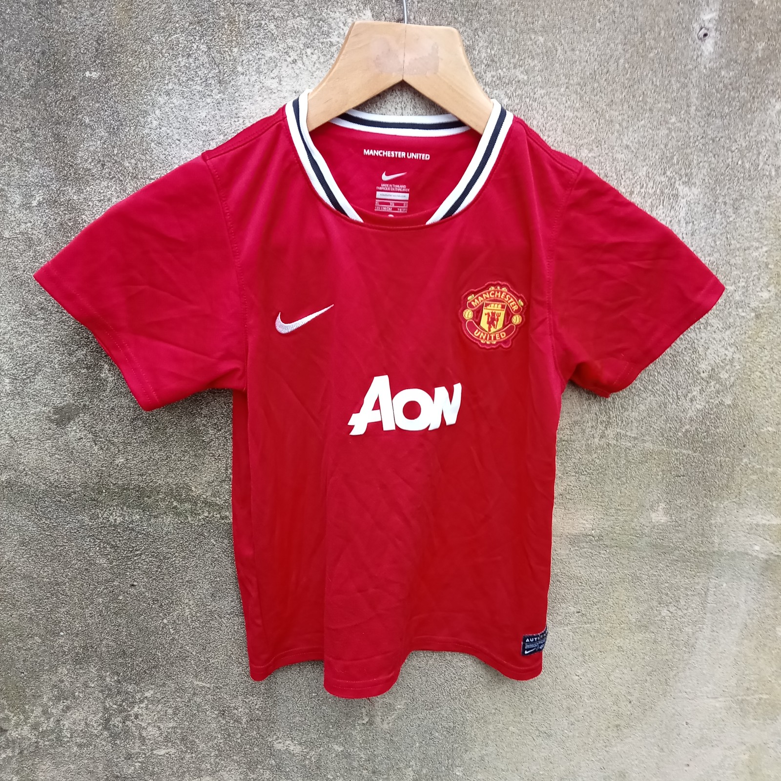 Manchester United 2011-12 home football shirt | jersey, Boys small 7-8 years