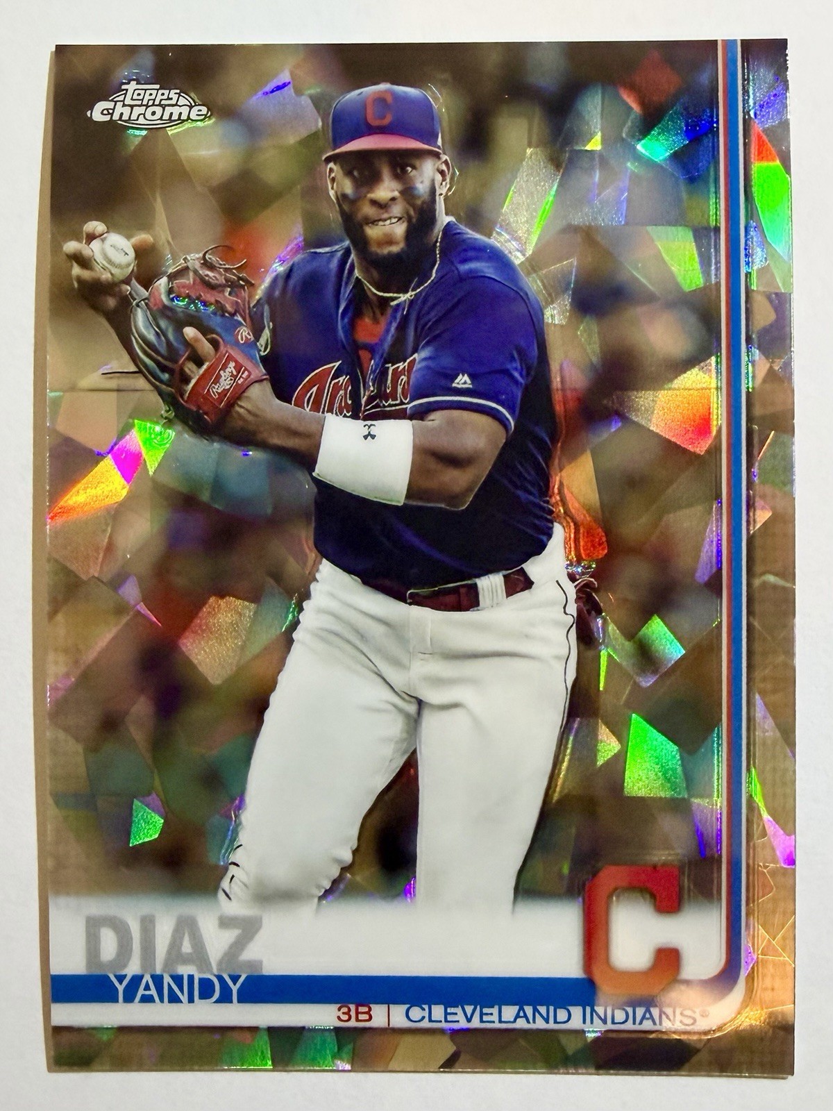2019 Topps Chrome Sapphire #595 YANDY DIAZ Indians Cracked Ice Edition SP