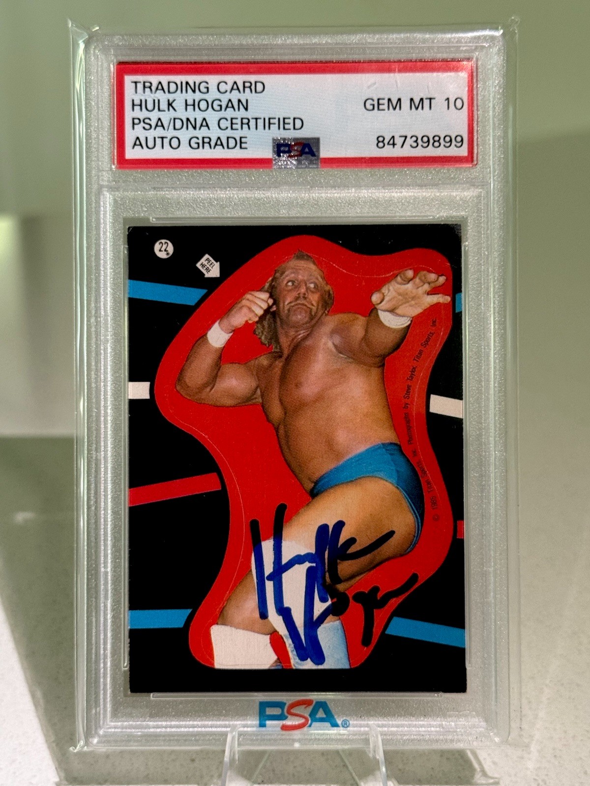 Topps 1985 WWF Hulk Hogan Hard Signed Auto #22 PSA 10 GEM MT PSA/DNA