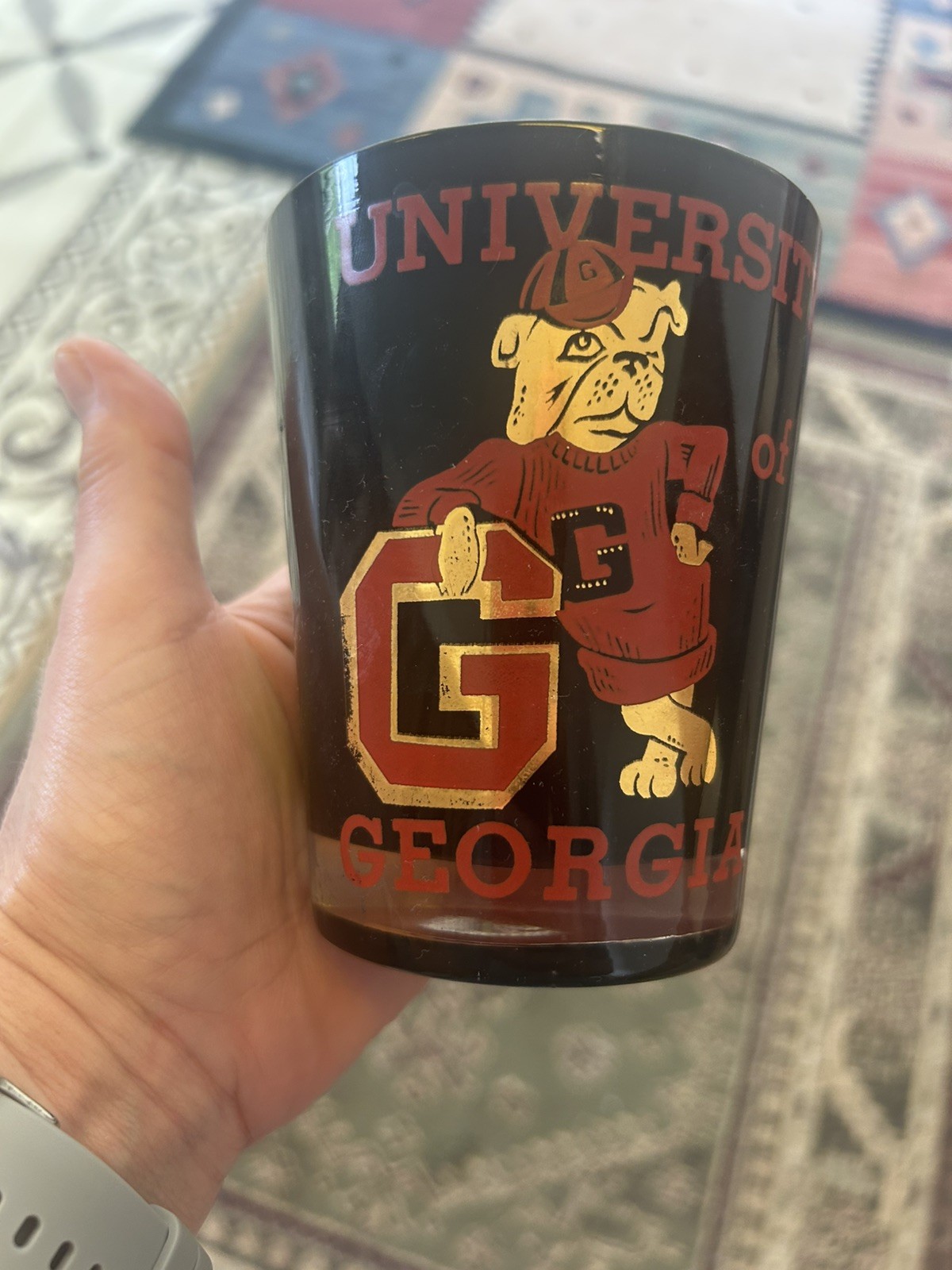 Vintage UGA bulldogs black glass & Sugar Bowl 1982 GA Football Pin, Button