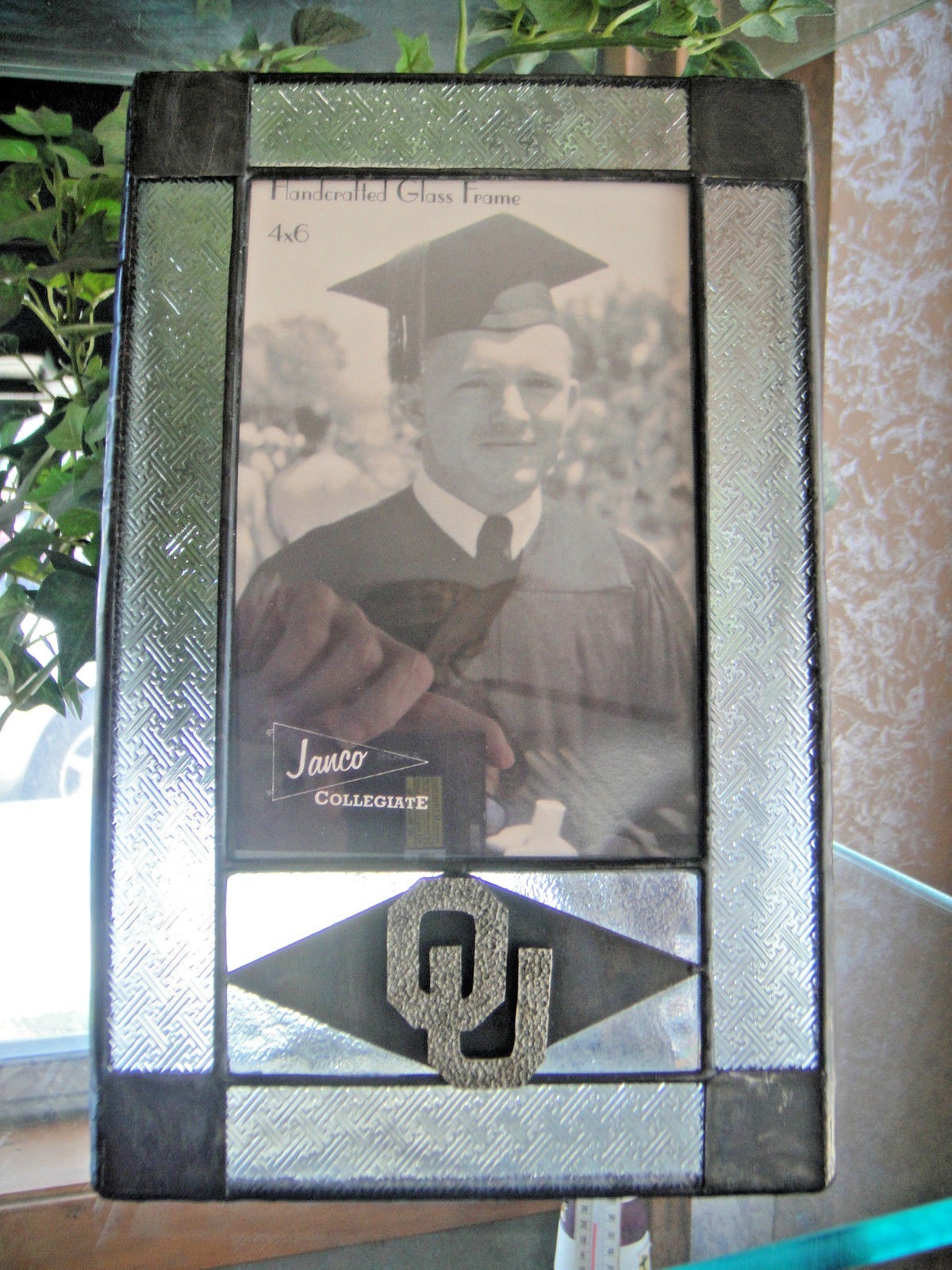 OKLAHOMA SOONERS OU Officially Licensed Glass Metal Vertical 4X6 Picture Frame