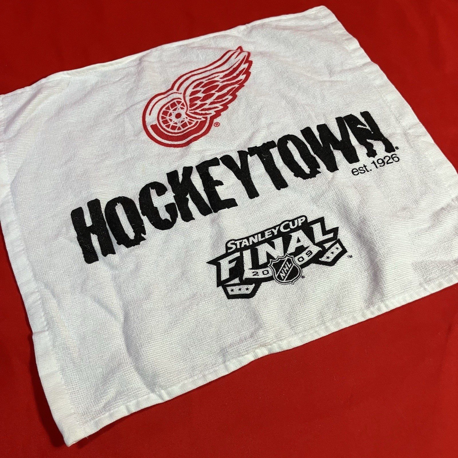 Detroit Red Wings Rally Towel / Stanley Cup Finals 2009 / White