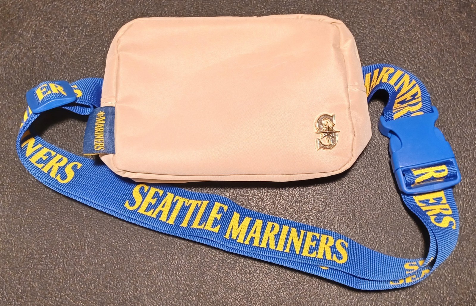 SEATTLE MARINERS Belt Bag Crossbody Adjustable Buckle Fanny Pack Clutch Purse -Z