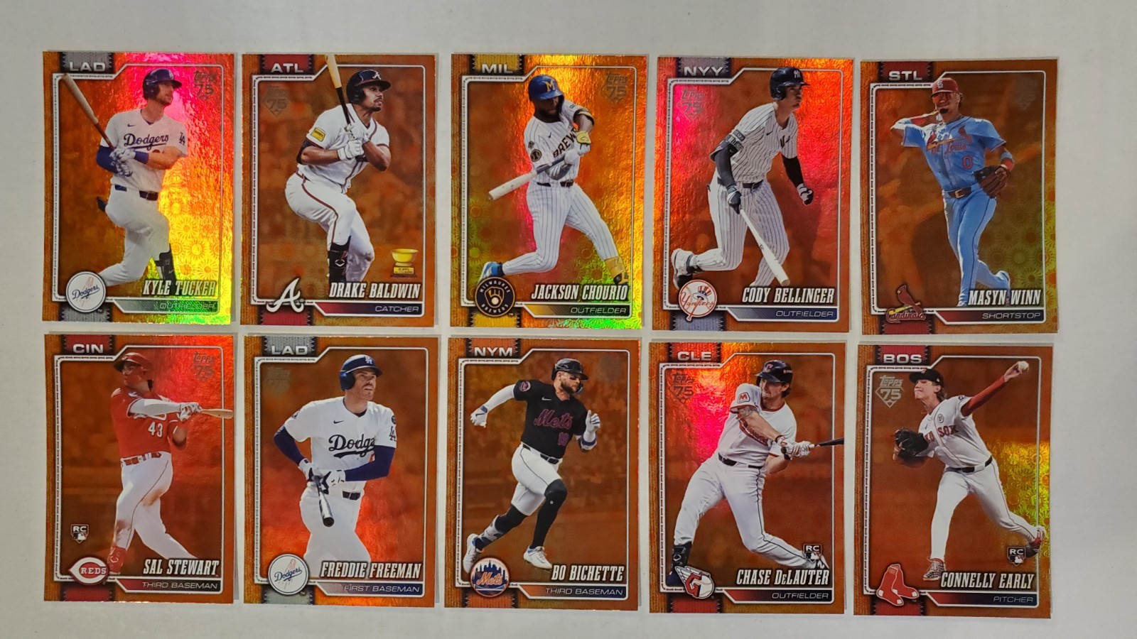 2026 Topps Series 2 – “SUN” HOLIDAY VARIATIONS – Card #s 351-700 – U Pick