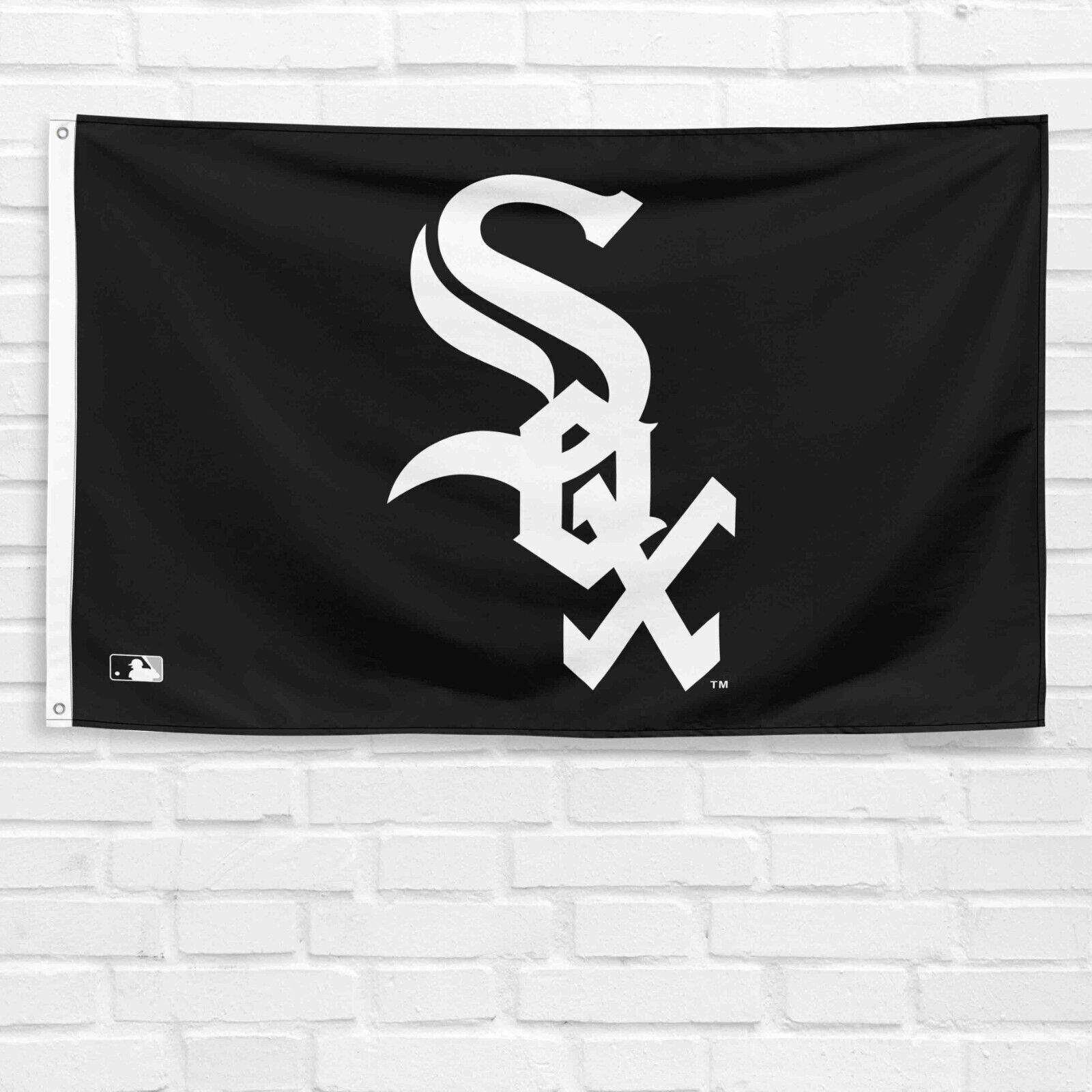 For Chicago White Sox 3×5 ft Flag Baseball Hitman Gift Man Cave Banner