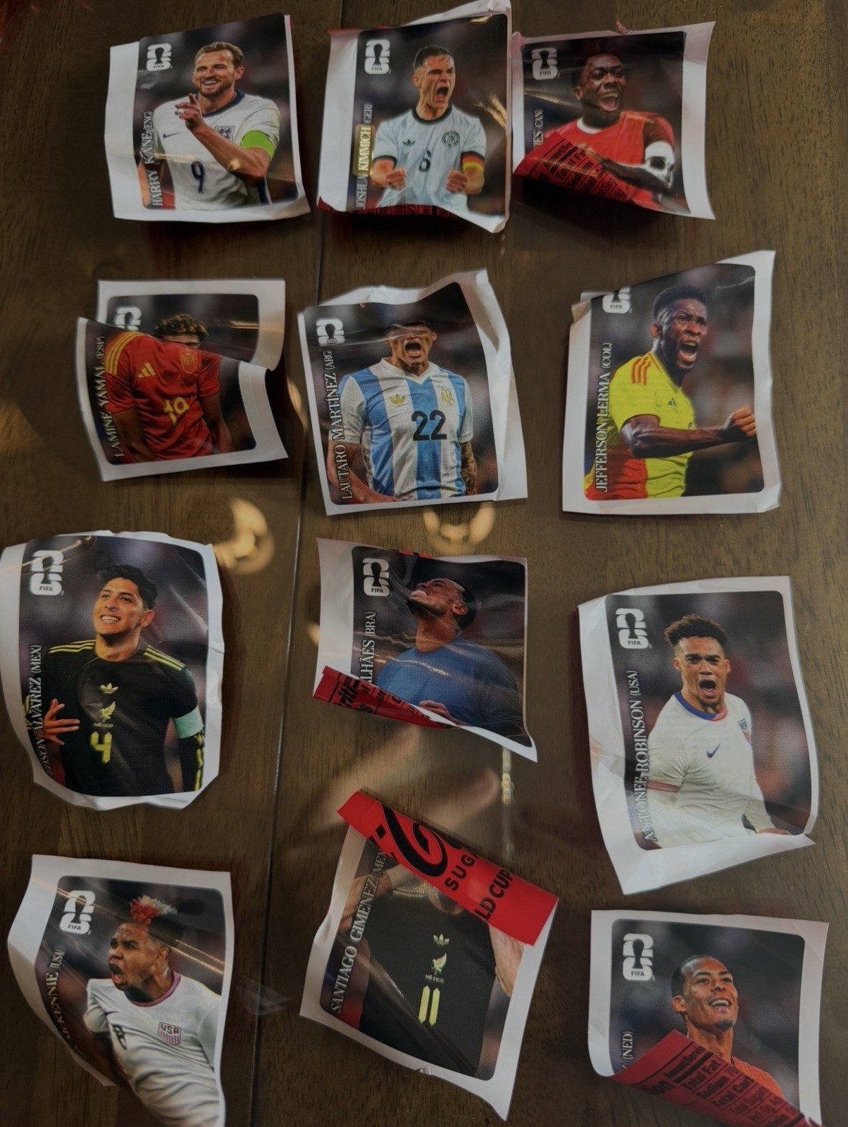 Panini FIFA World Cup 2026 Coca Cola Set 12 Stickers Version US Bent/Wrinkled
