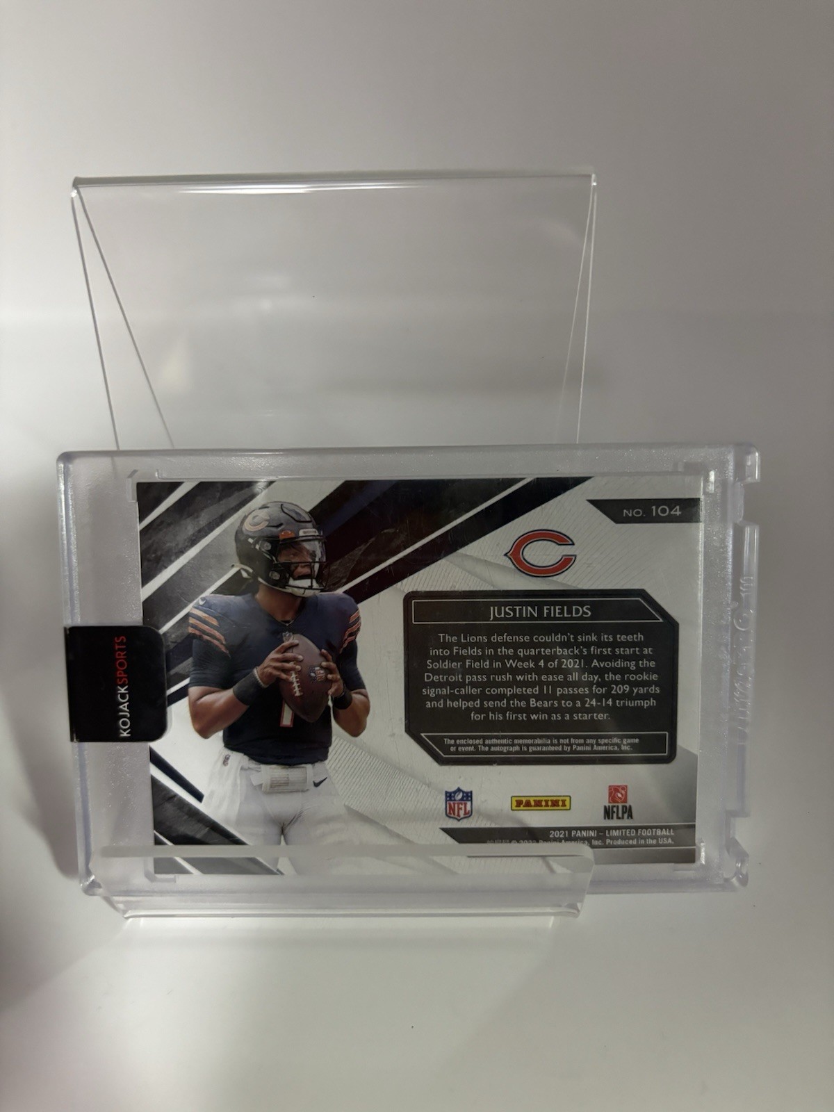 2021 Panini Limited Justin Fields Bears #104 RC Auto Memorabilia