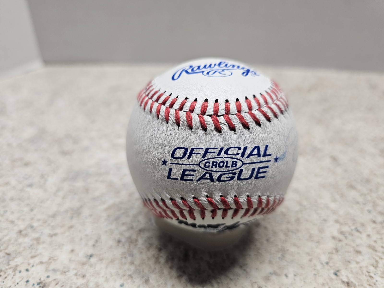 Altoona Curve? MiLB Unknown Autographed Baseball No COA In Case