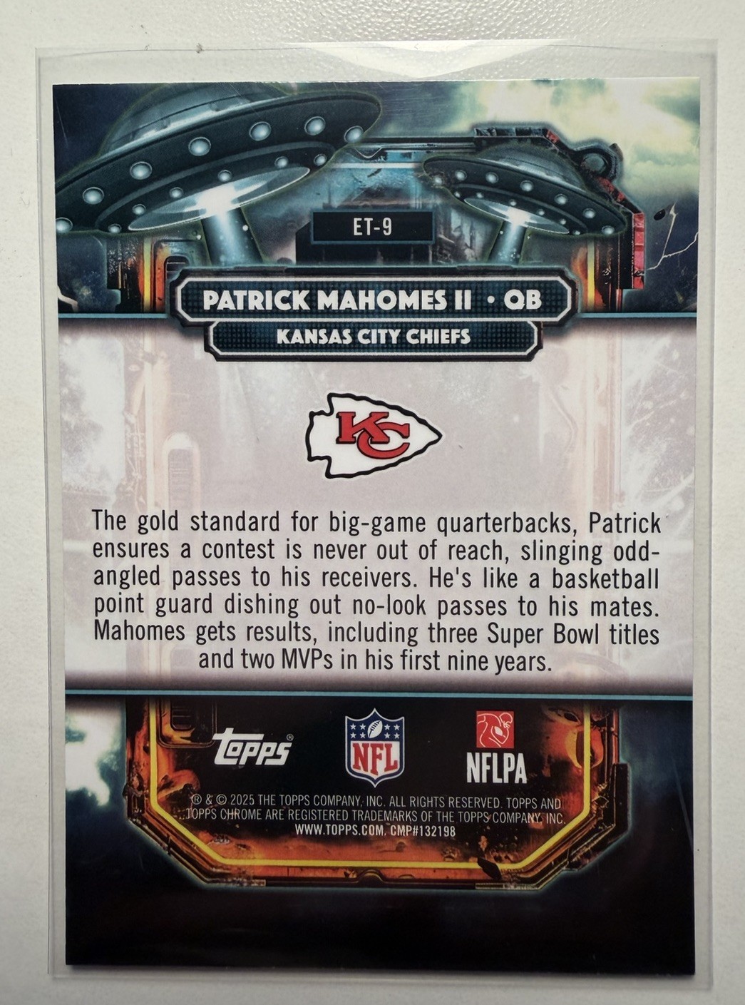 2025 Topps Cosmic Chrome Patrick Mahomes #ET-9 Extraterrestrial Talent Chiefs