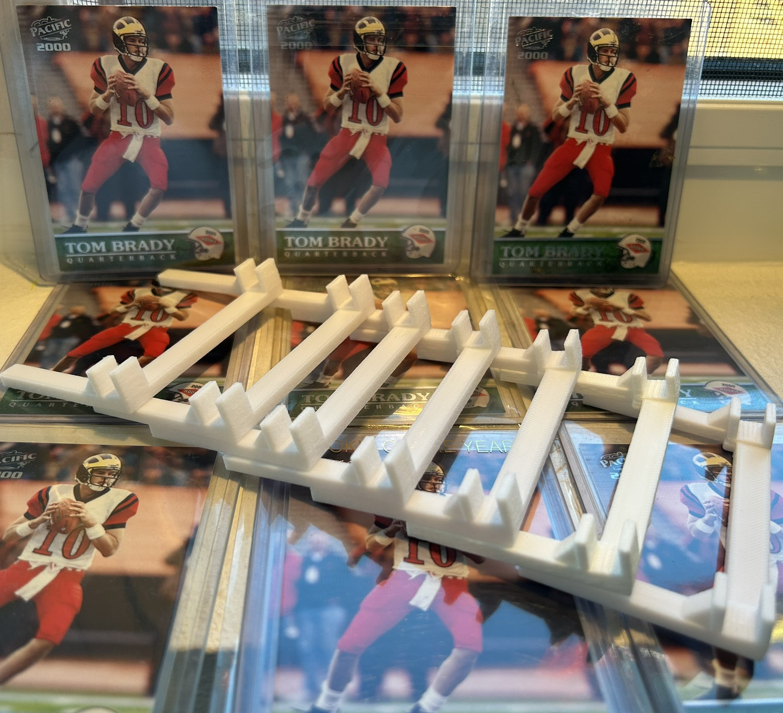 🔥PSA Graded Card Stand Holder—7 Pack 📢 Crystal Clear Display ✅ Premium Quality