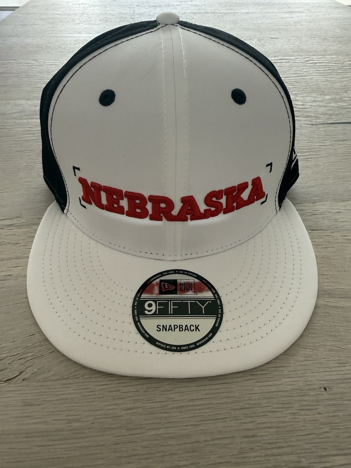 Nebraska Cornhuskers Snapback Hat Brand New With Tags By New Era ￼
