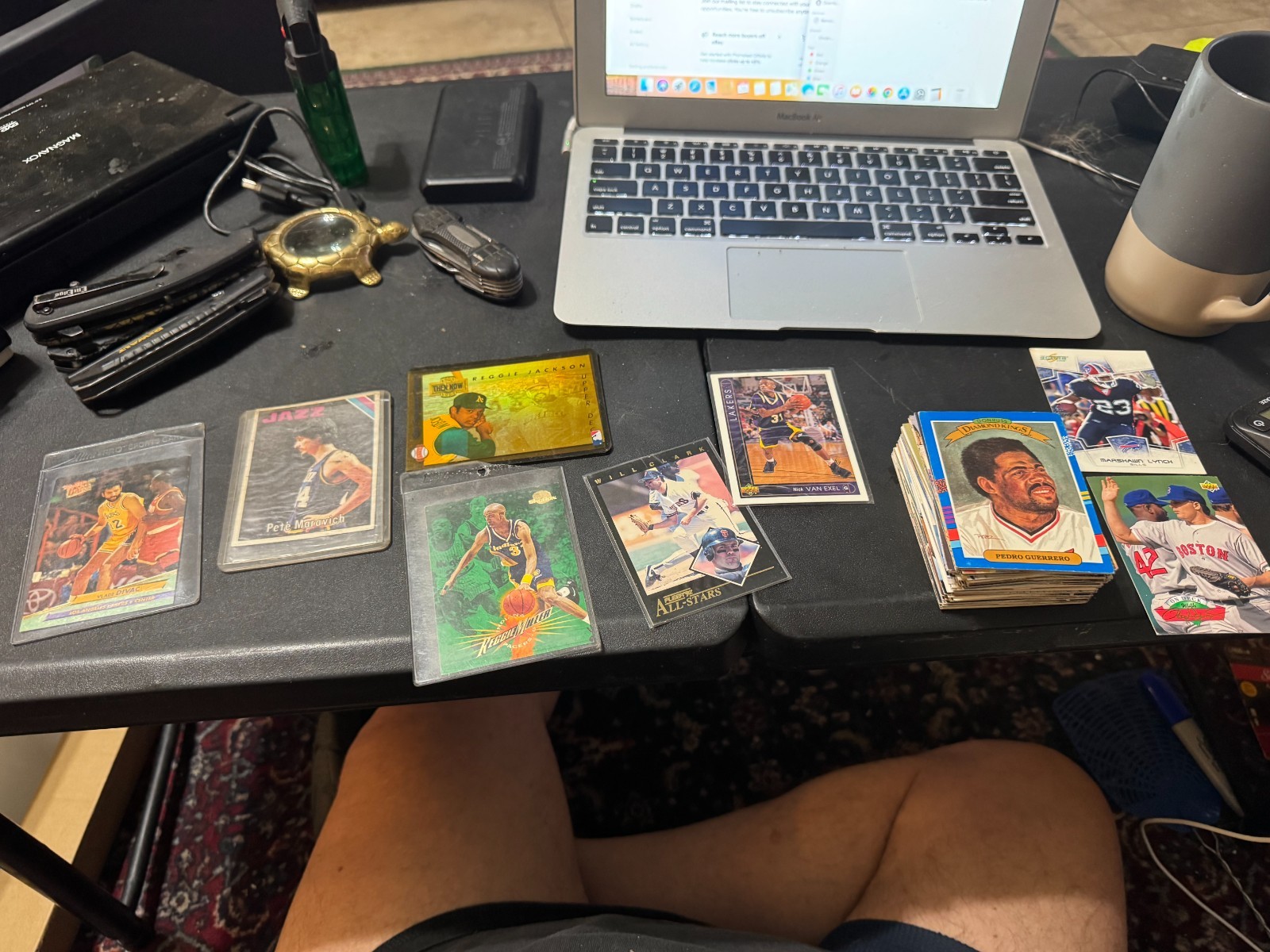 LOT OVER 60 SPORTS CARDS – MLB, NFL, NBA – SEE PICKS GREAT SELECTION