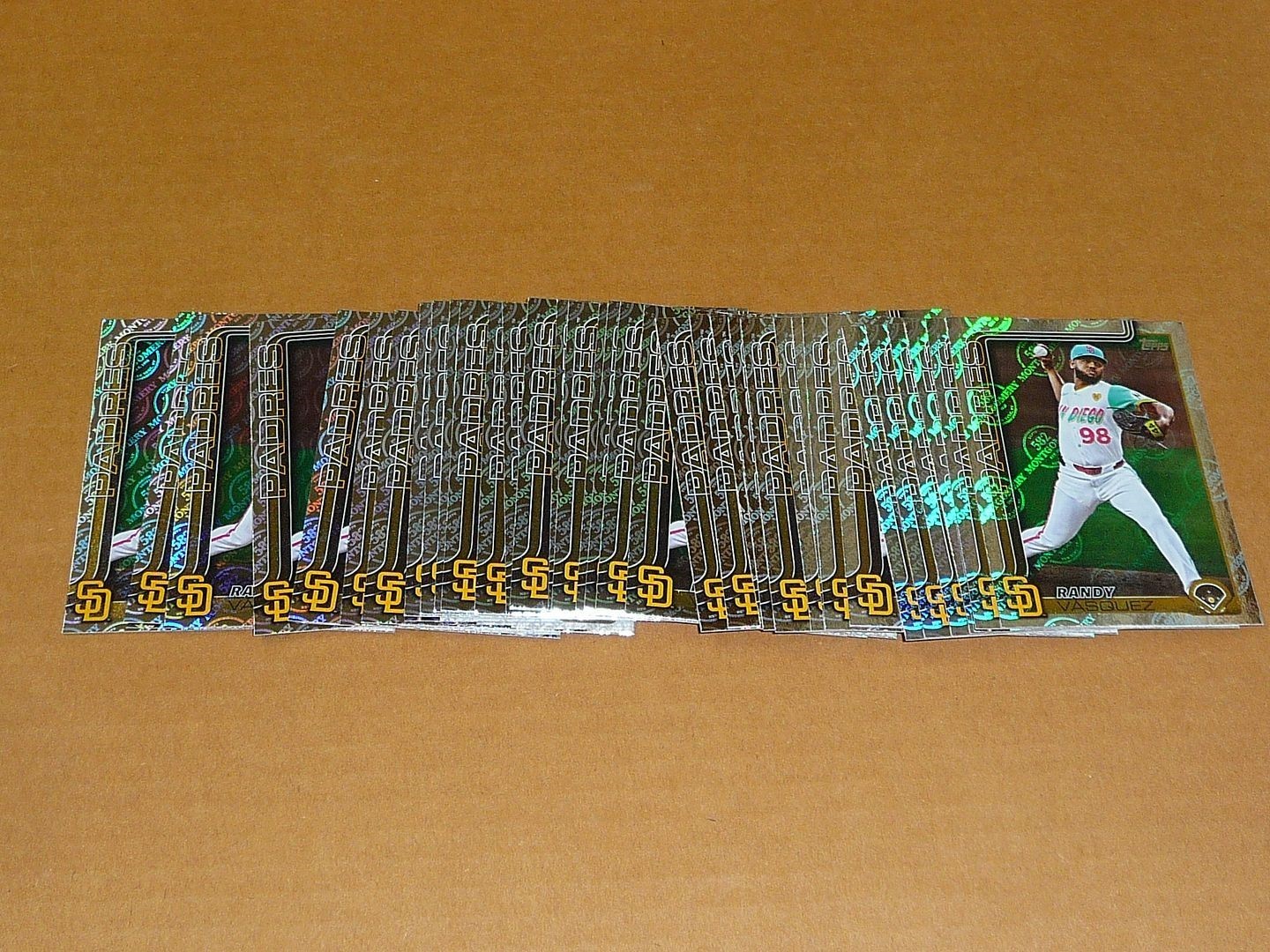 2025 Topps 582 MONTGOMERY CLUB FOIL LOT OF 35 CARDS RANDY VASQUEZ PADRES #456