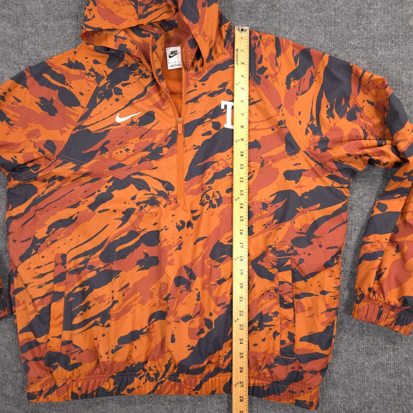 Nike Texas Longhorns Windrunner Anorak Jacket Mens L Orange Camo Stowaway Hood